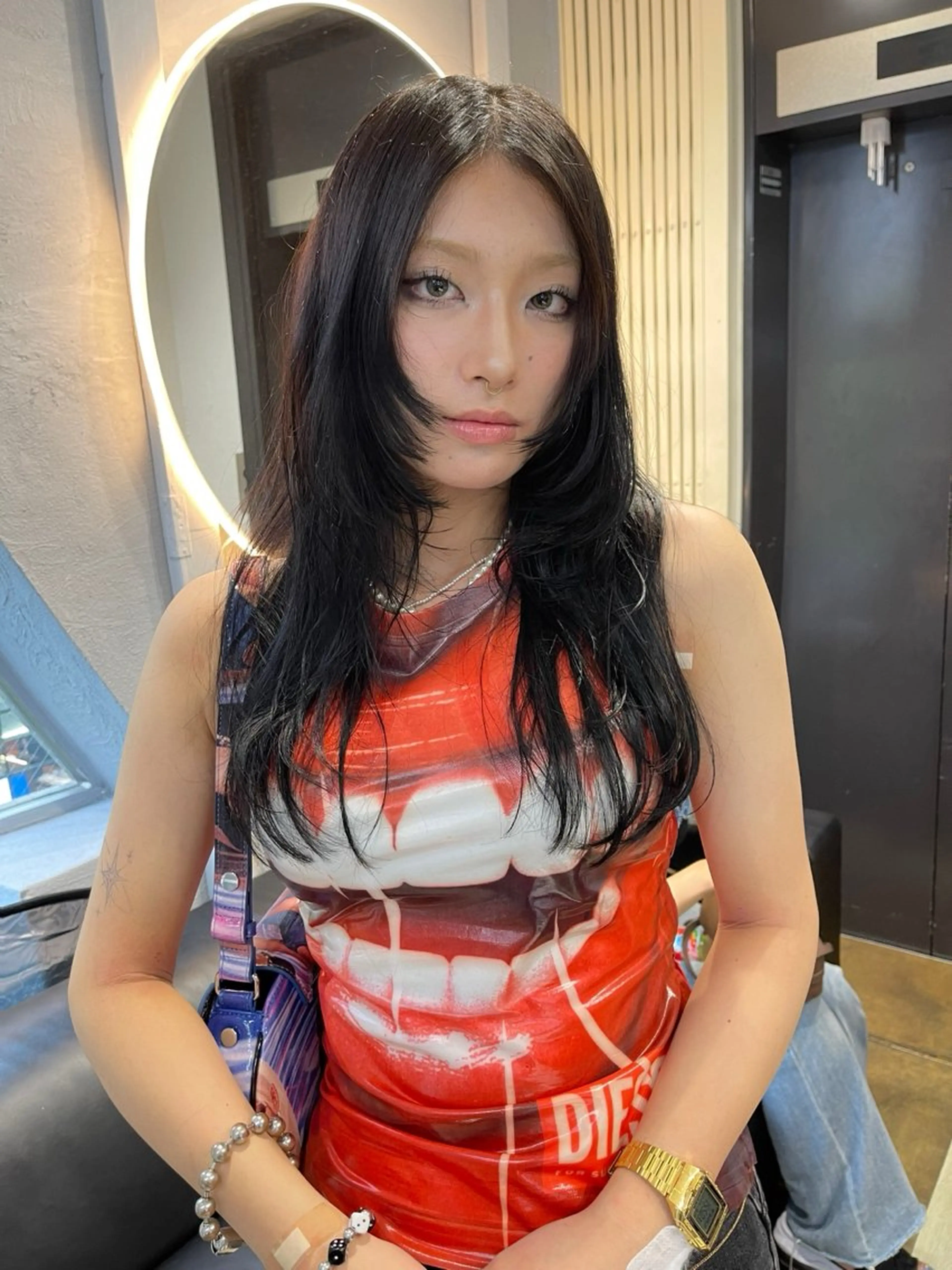 ロング カラー ブリーチ ケアブリーチ デザインカラー ダブルカラー イヤリングカラー TATSUブリーチ/ ミルクティーベージュのヘアスタイル