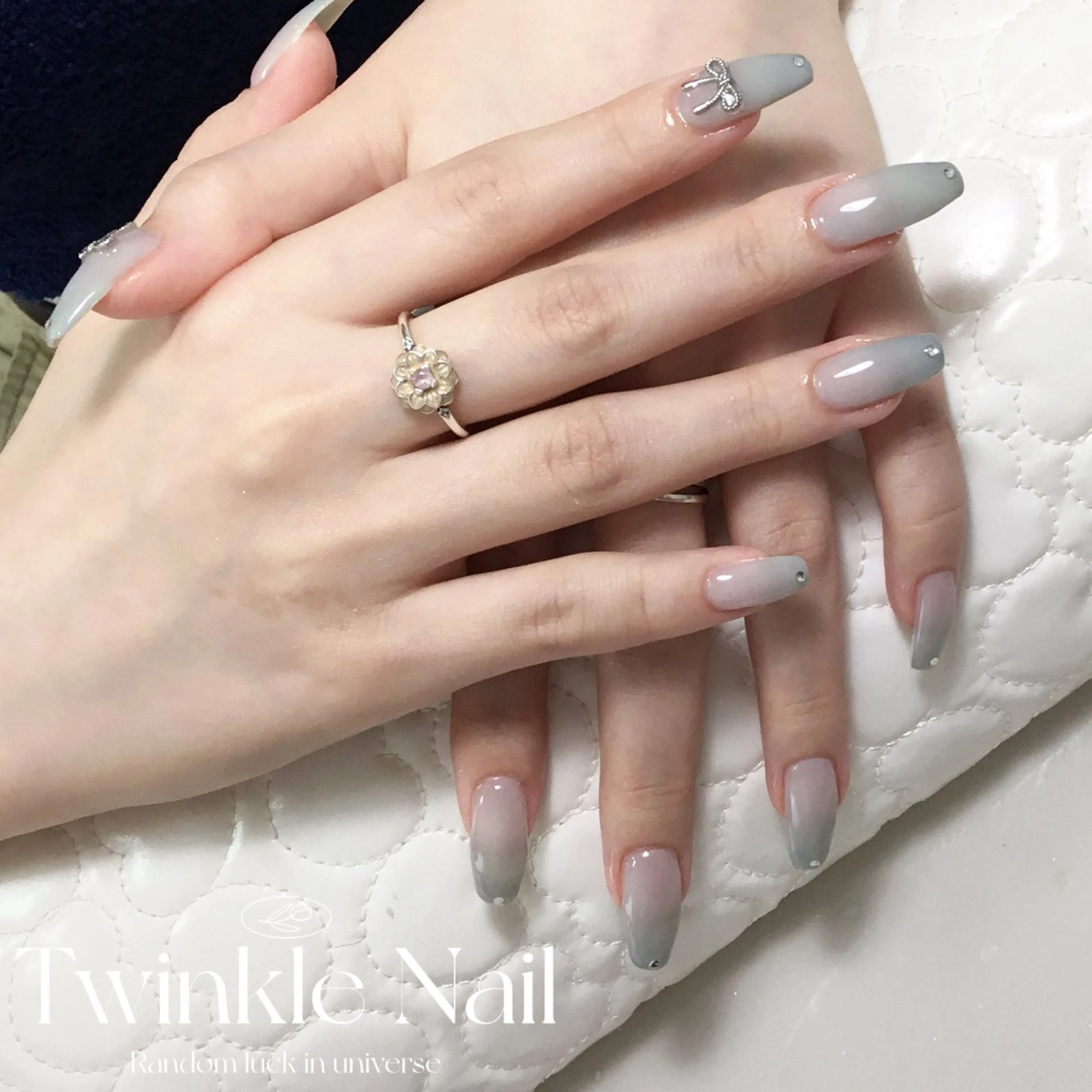 ネイル リボン シンプルネイル Twinkle Nail Kuboのネイルデザイン