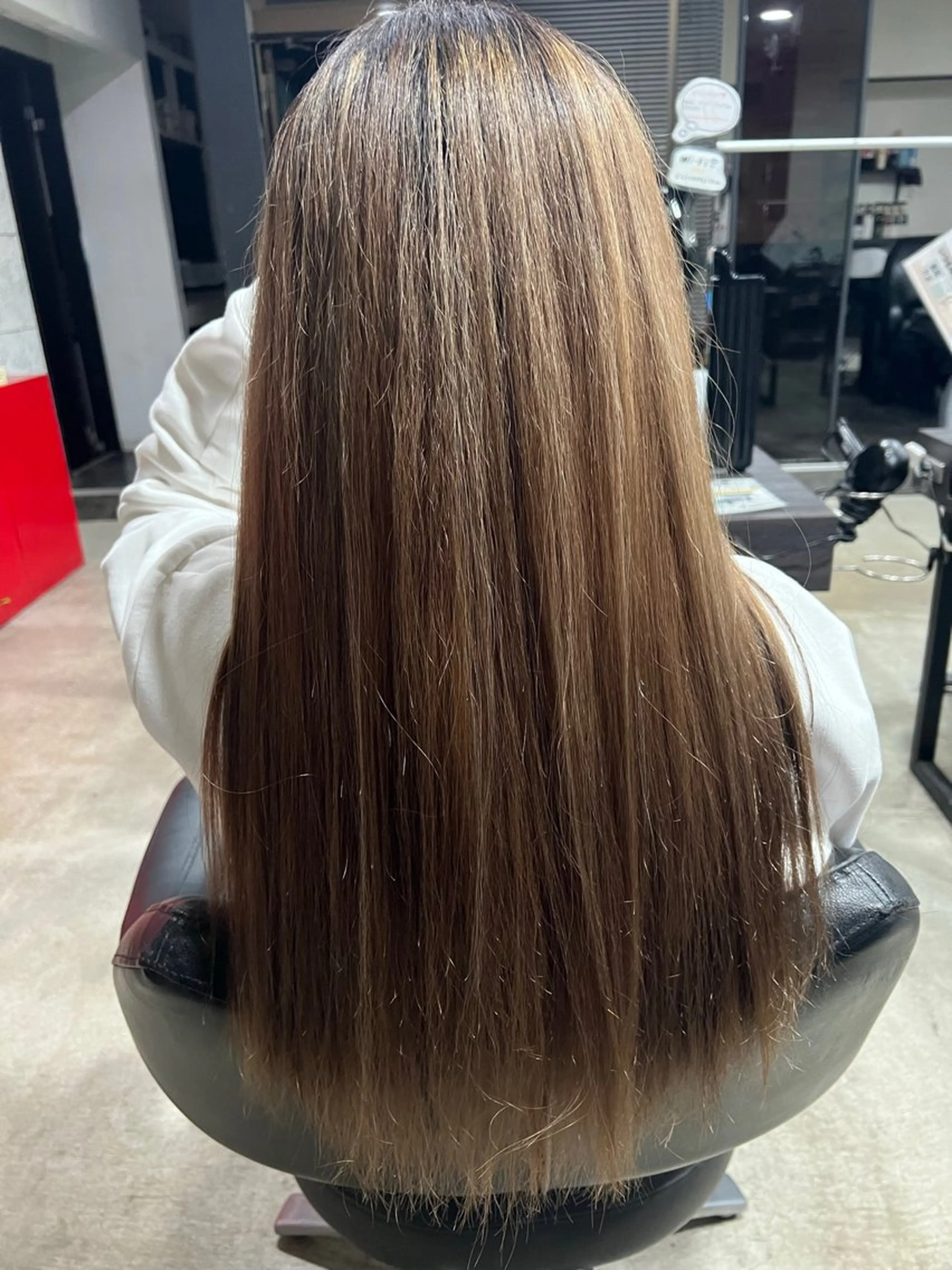 ロング 服部 楓のヘアスタイル