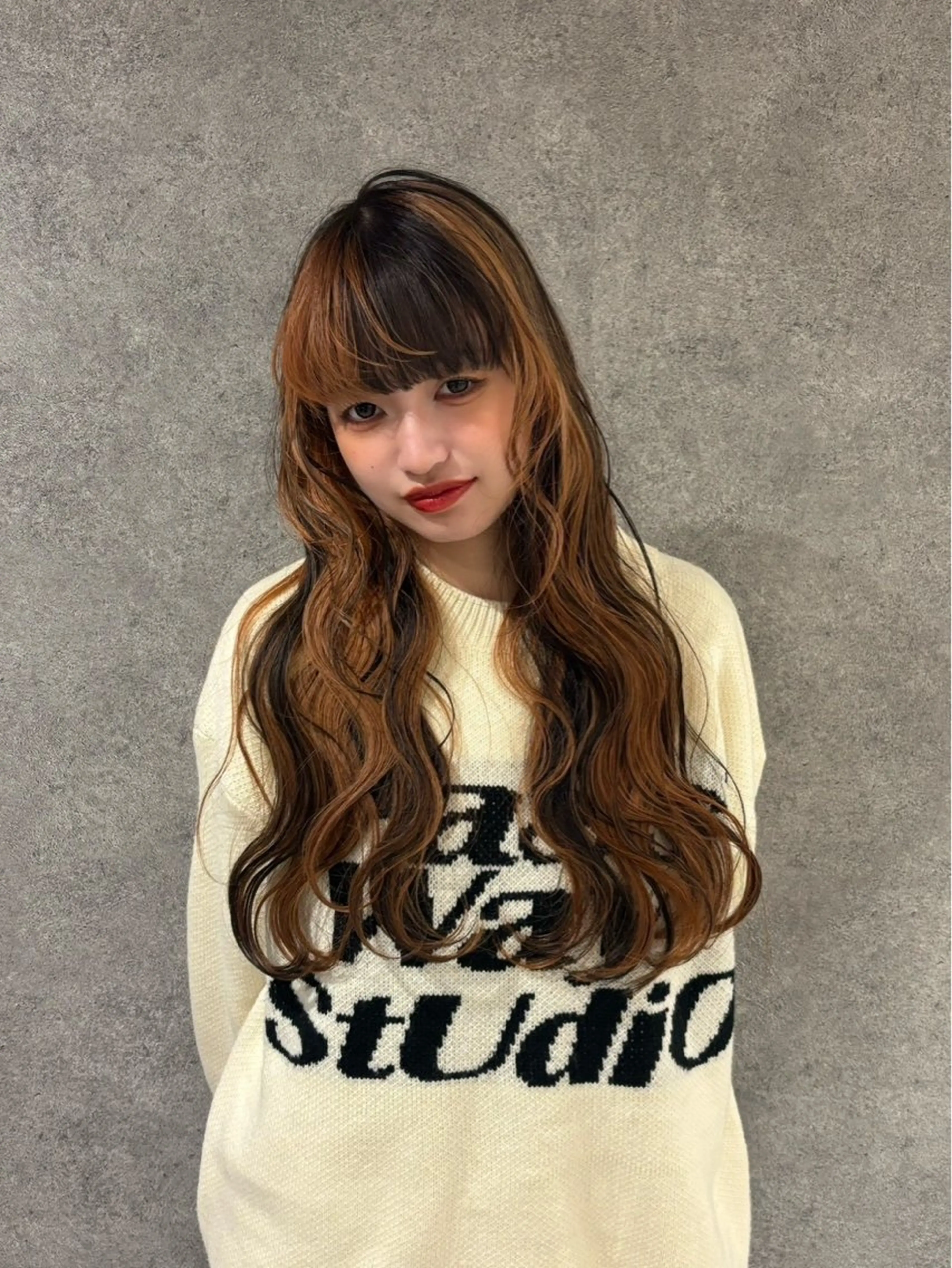 ロング カラー 黒髪 デザインカラー オレンジ ヘアカラー 木村紅都 /透明感艶カラーのヘアスタイル