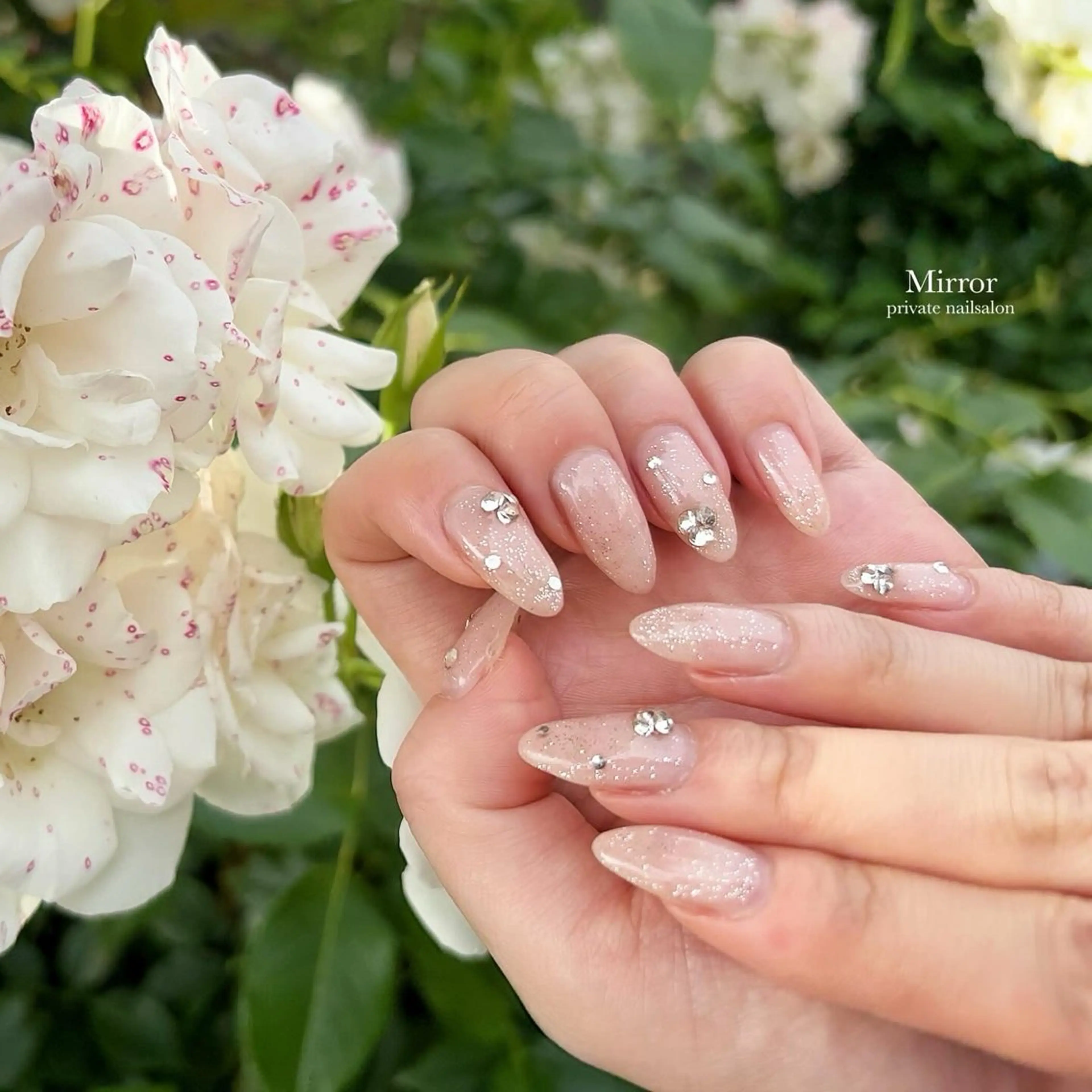 ネイル ブライダルネイル ハンドネイル nailsalon Mirrorのネイルデザイン
