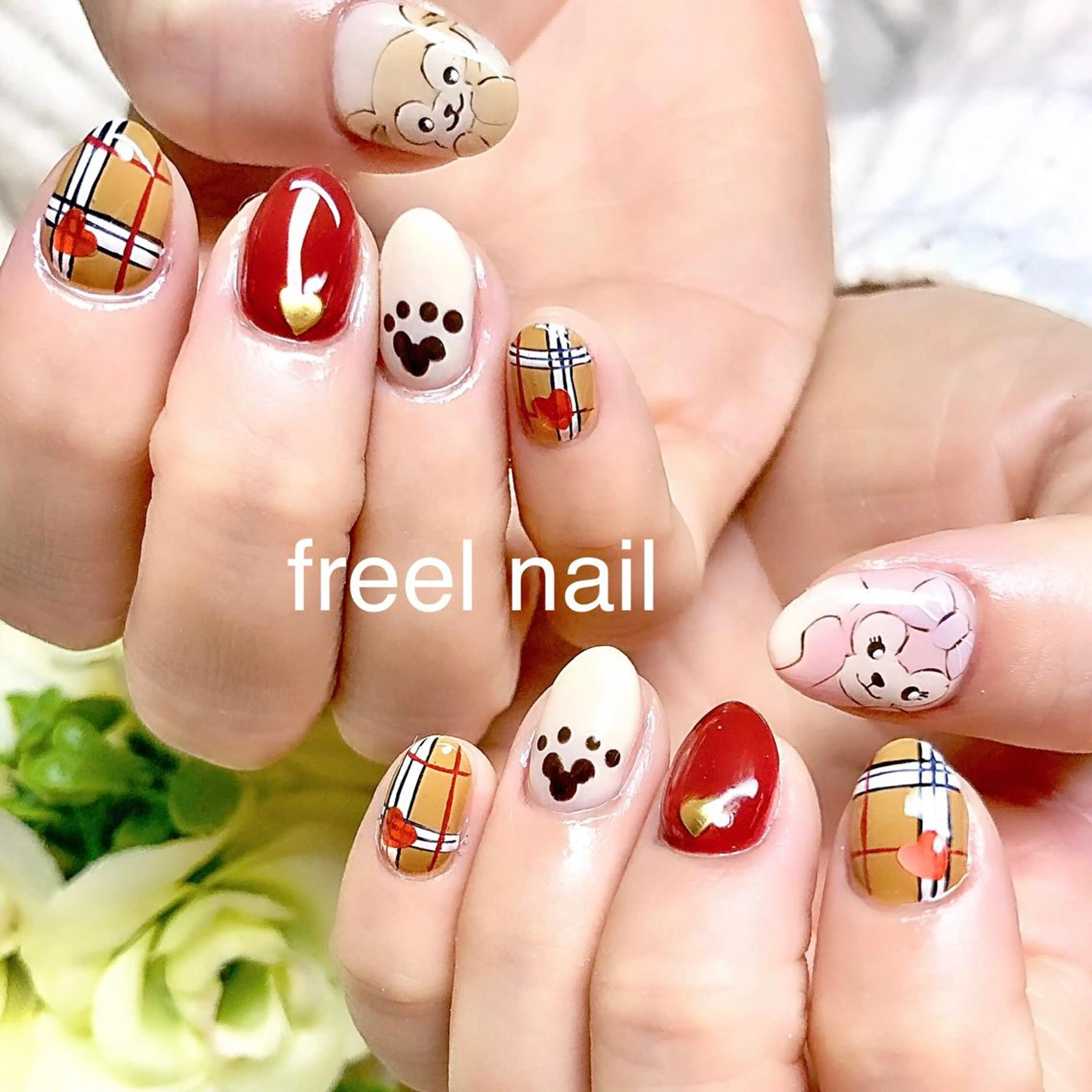 ネイル ハンドネイル freel Beautyのネイルデザイン