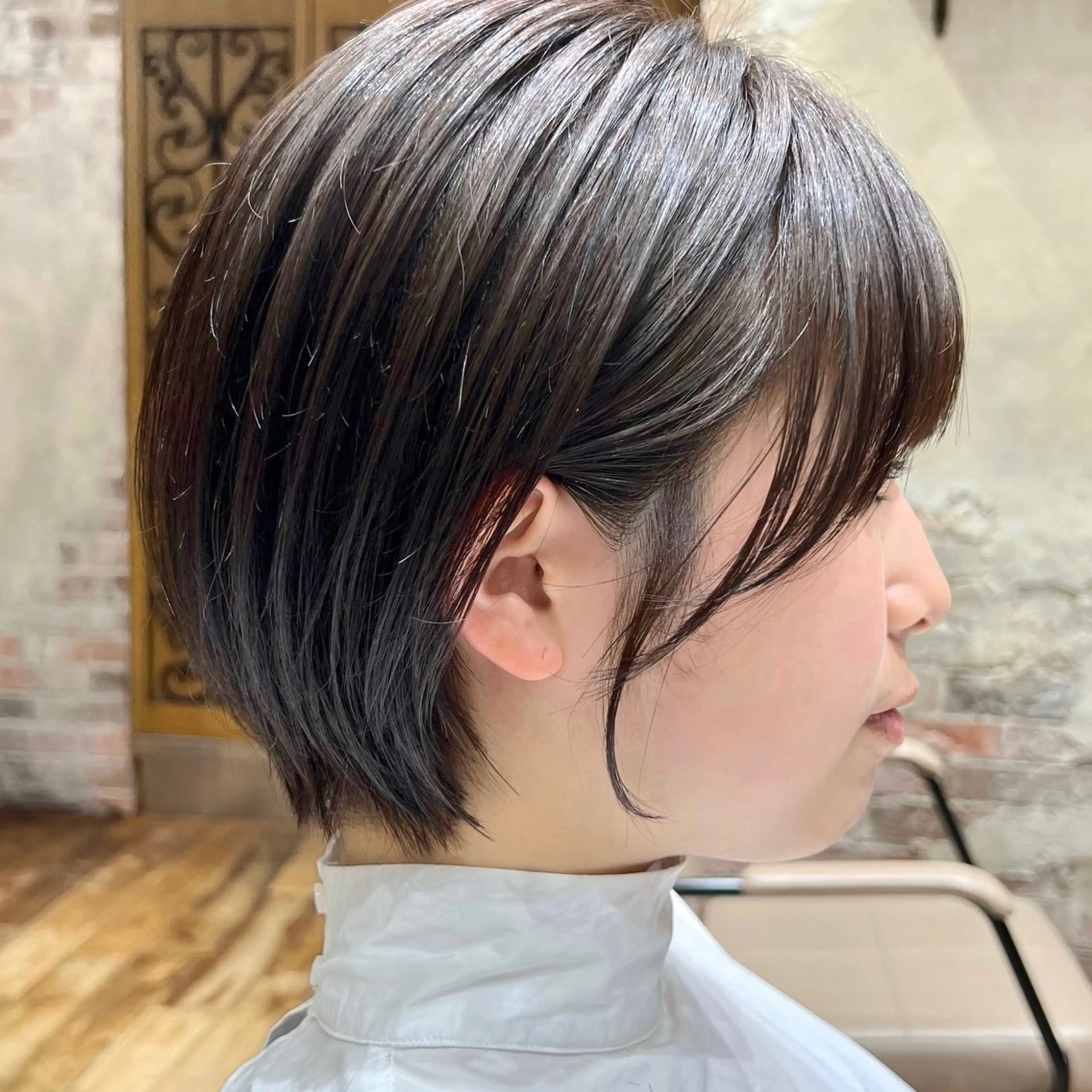 ショート カラー カット ヘアカラー トリートメント 💍新宿ショート 💍岩田莉奈のヘアスタイル