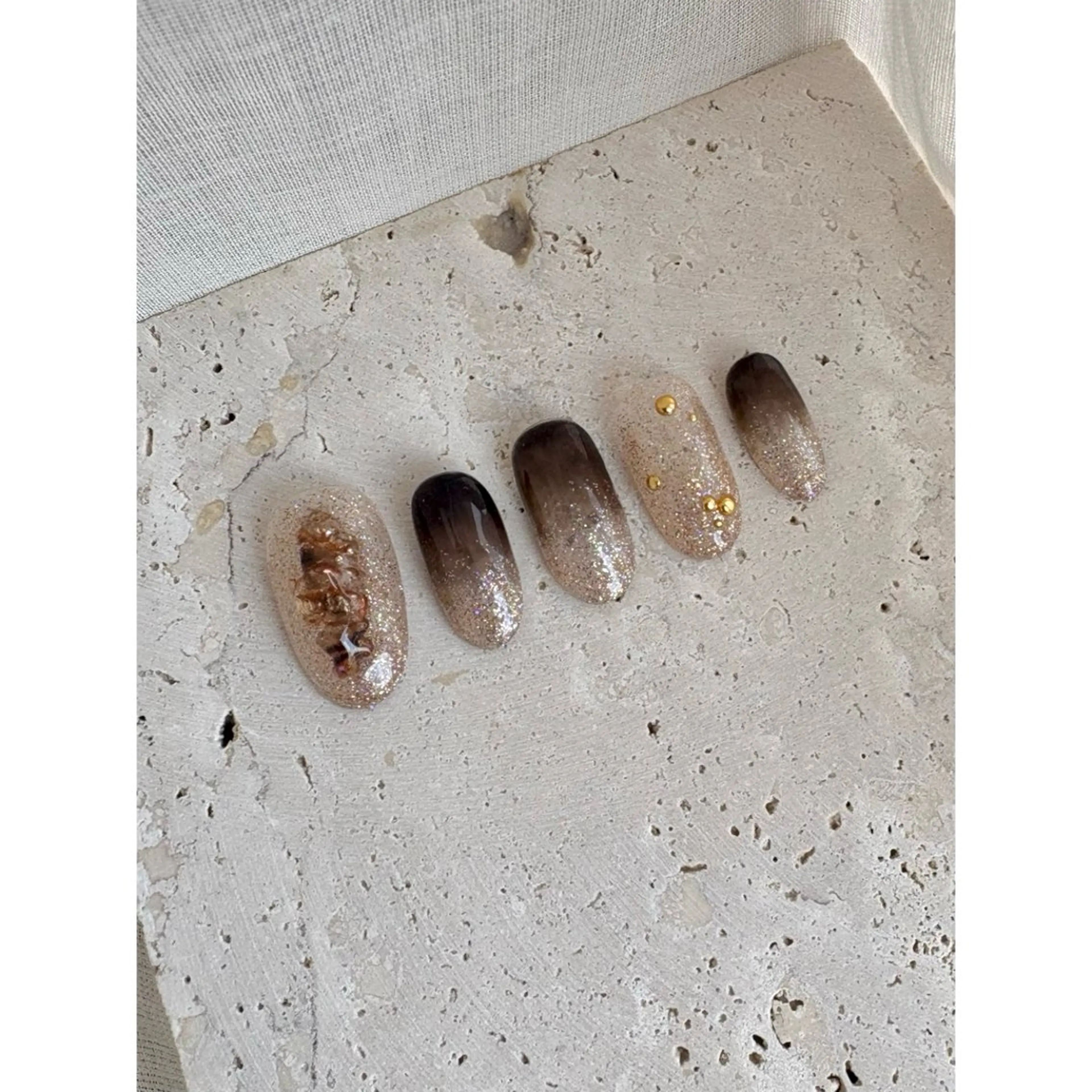 ネイル ハンドネイル 𖡼 yumenoのネイルデザイン