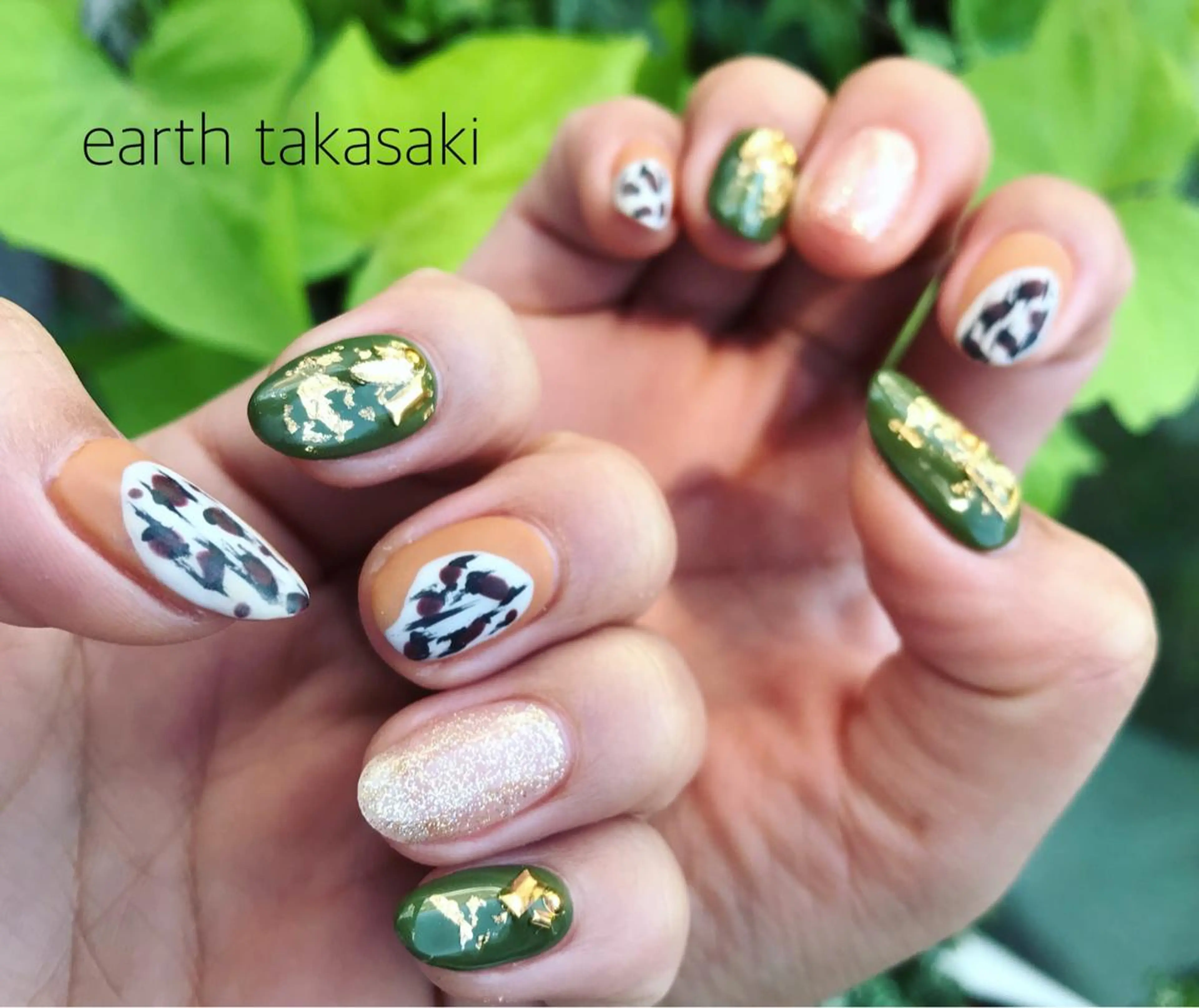 ネイル ラメ(グリッター) マットネイル ワンカラーネイル EARTH nanaのネイルデザイン