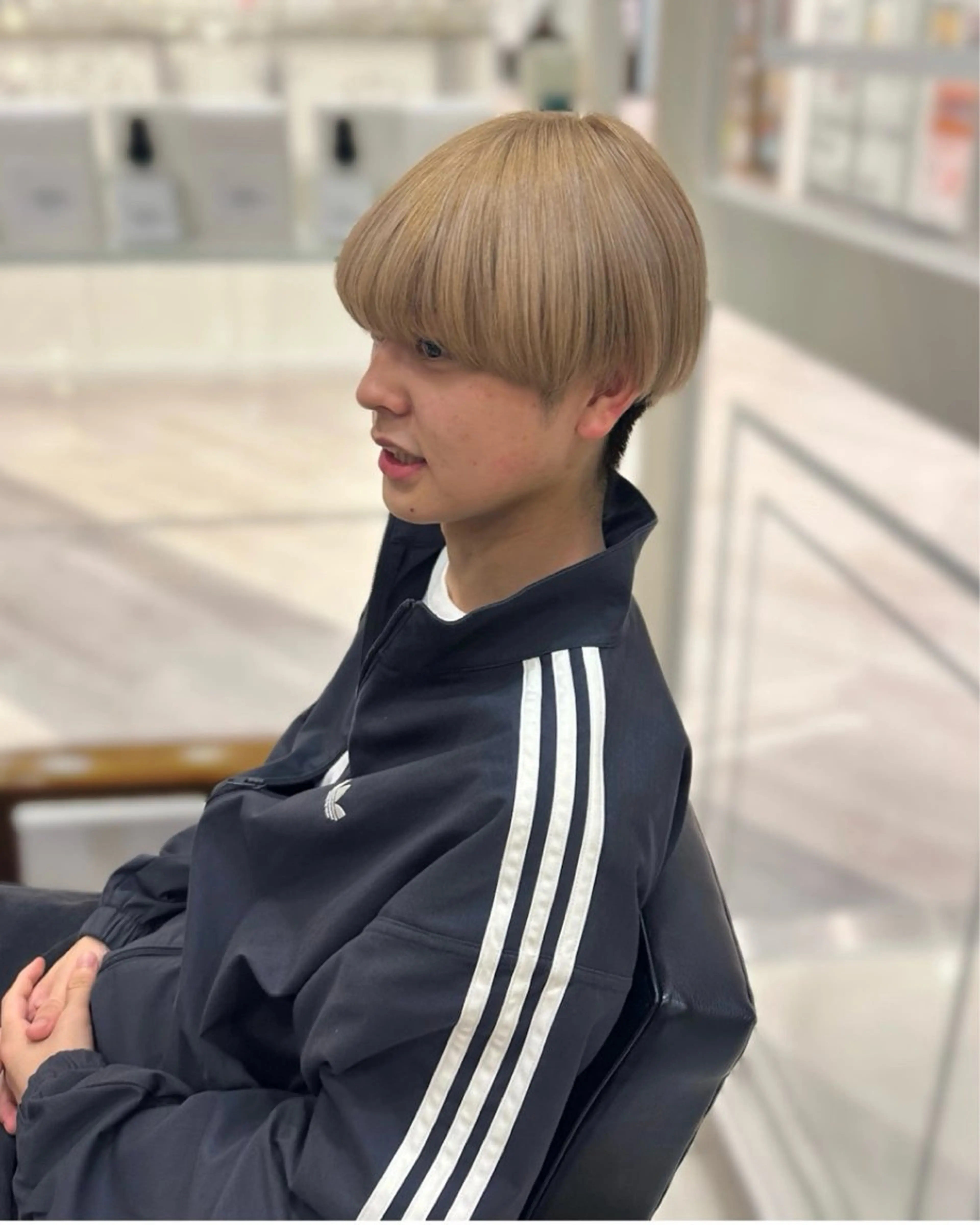 カラー Ancheri by flammeum戸塚店所属・ひな/ボブカット/ ブリーチなしWカラーのヘアスタイル