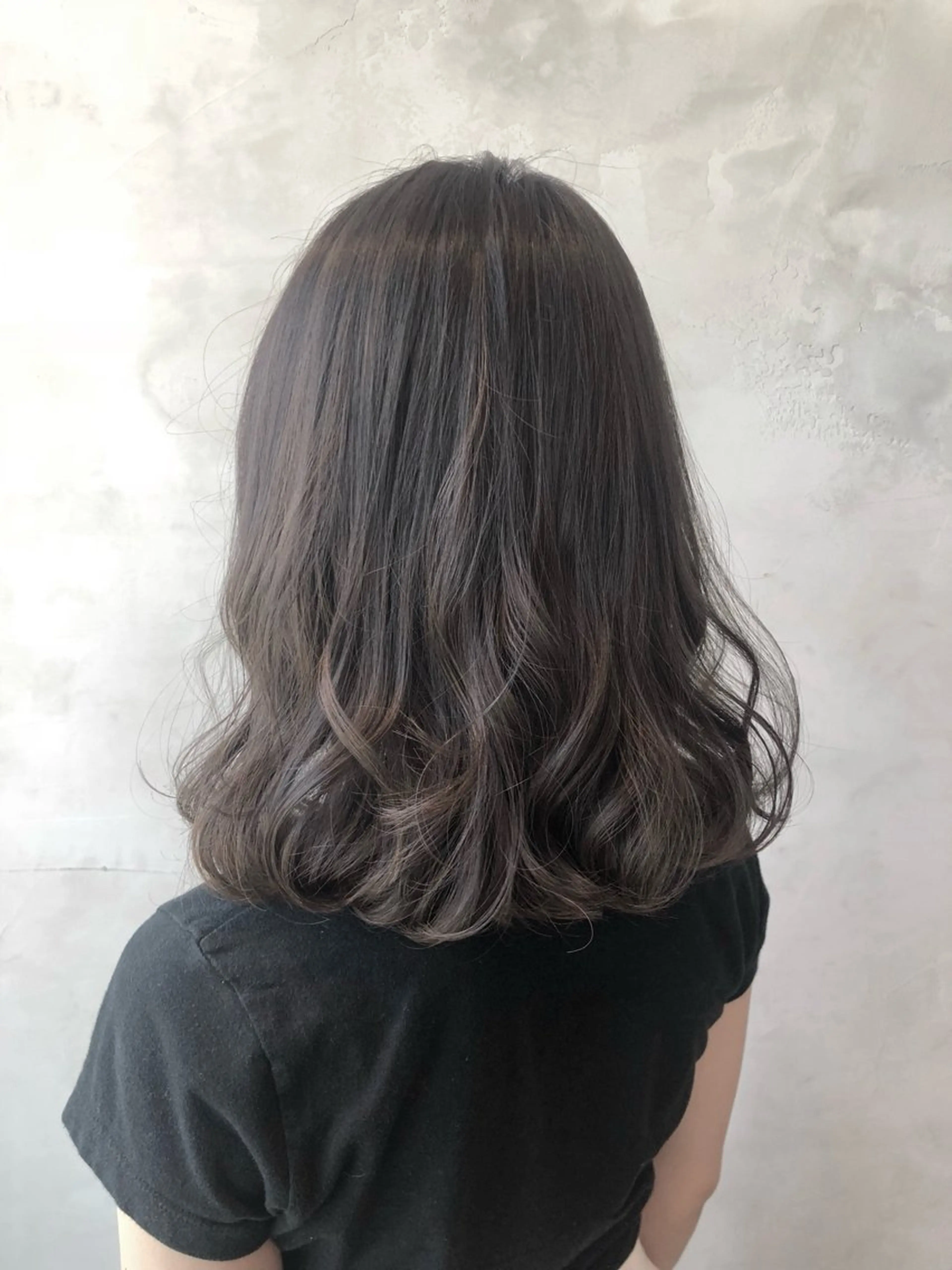 セミロング カラー un. Misakiのヘアスタイル