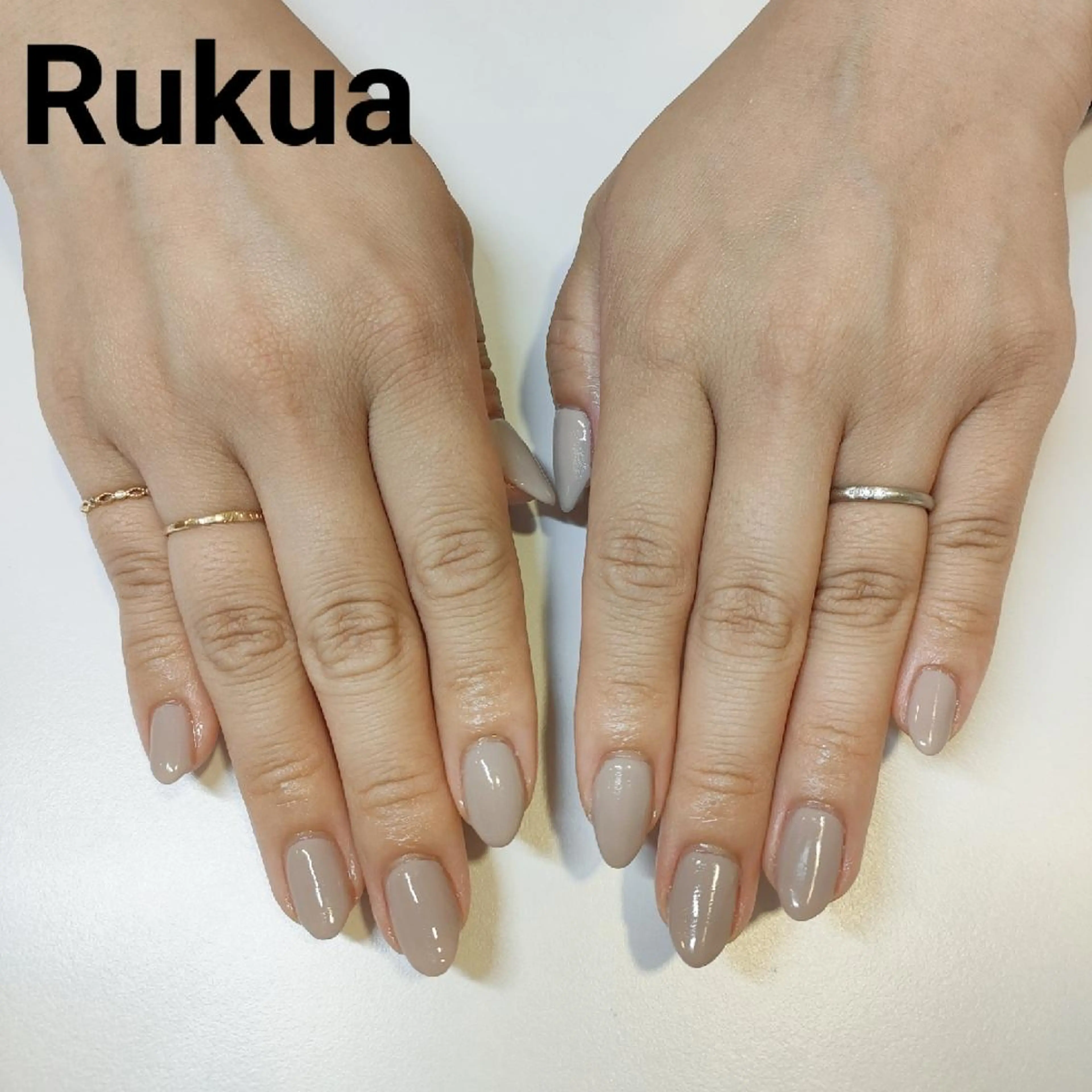 ネイル ハンドネイル 吉澤 友恵のネイルデザイン