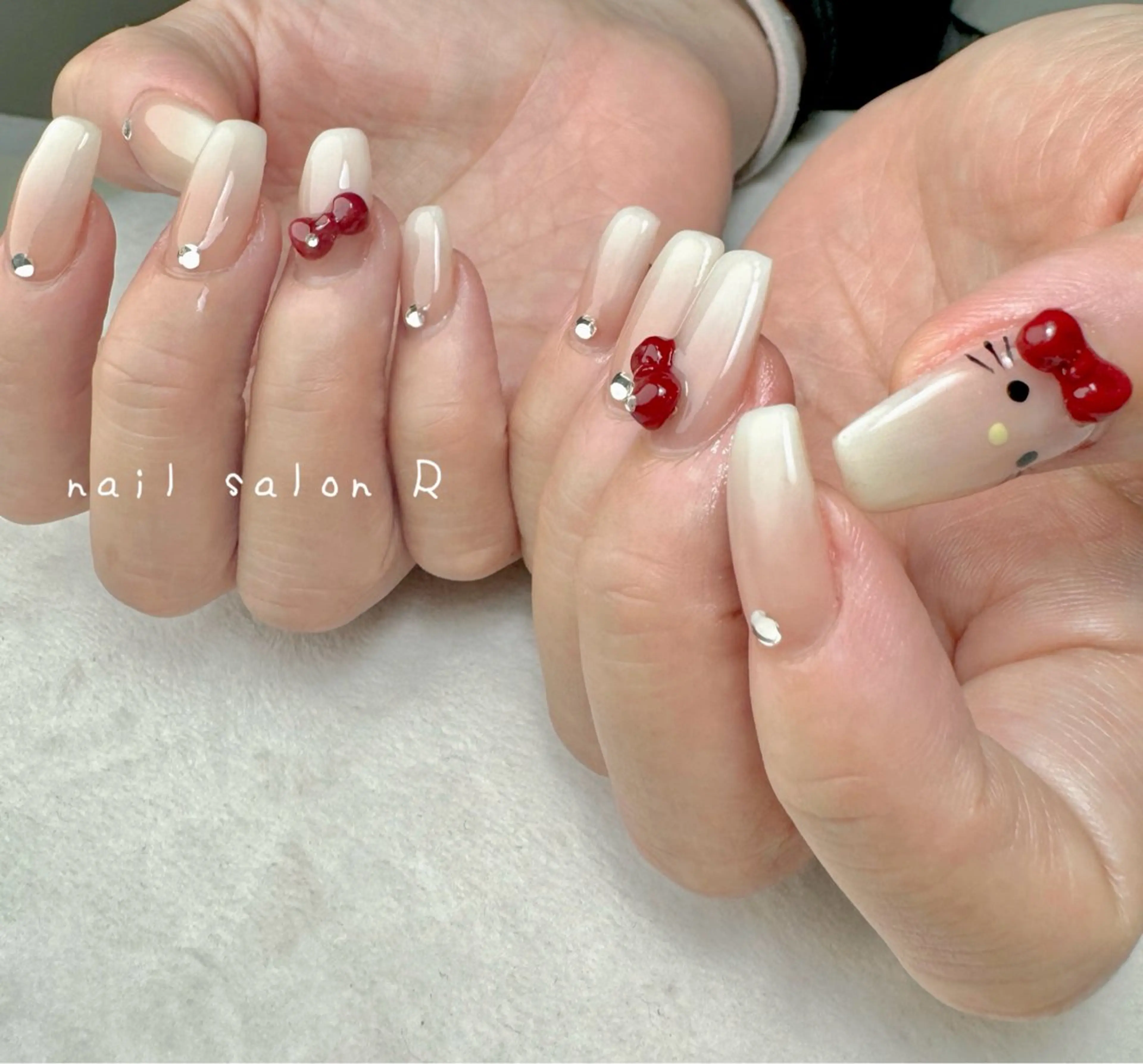 ネイル ハンドネイル nail salon Rのネイルデザイン