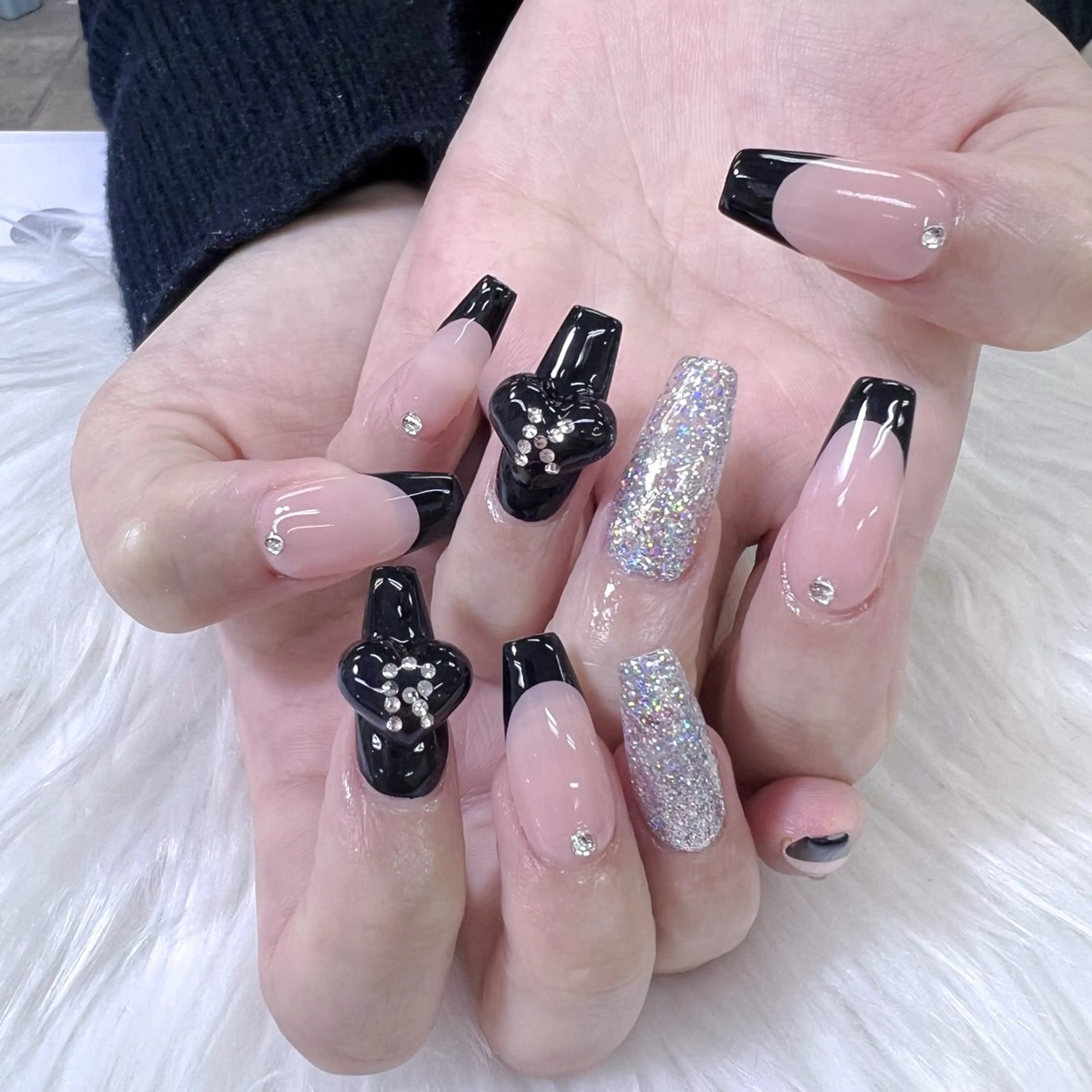 ネイル フレンチネイル キラキラネイル マグネットネイル ミラーネイル スカルプネイル ハンドネイル NailPrincess所属・princess スカルプ専門店のネイルデザイン