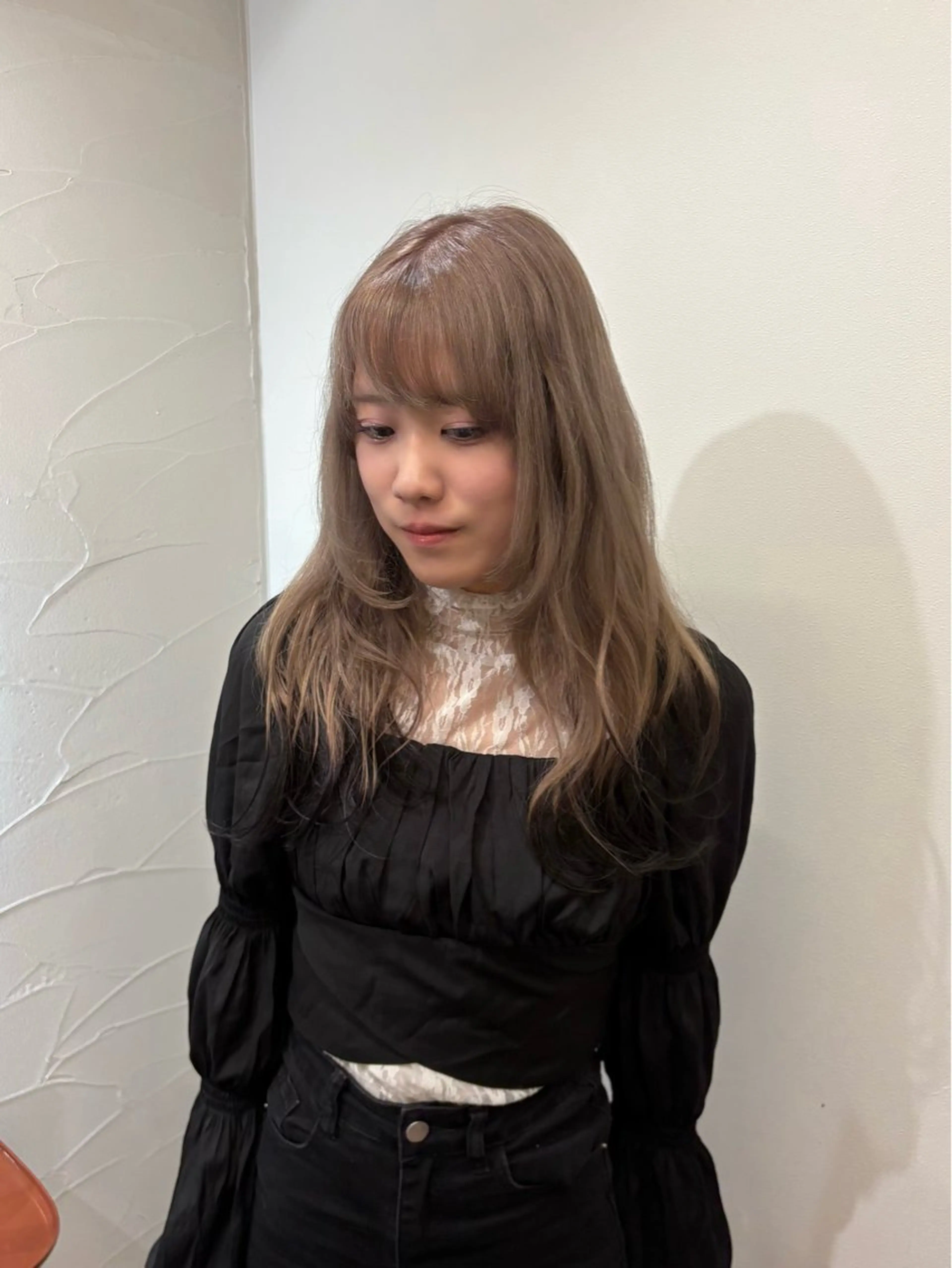 セミロング カラー ブリーチ 顔まわりレイヤー レイヤーカット カット ヘアカラー トリートメント 🦋レイヤー職人 猪瀬玲奈🦋のヘアスタイル