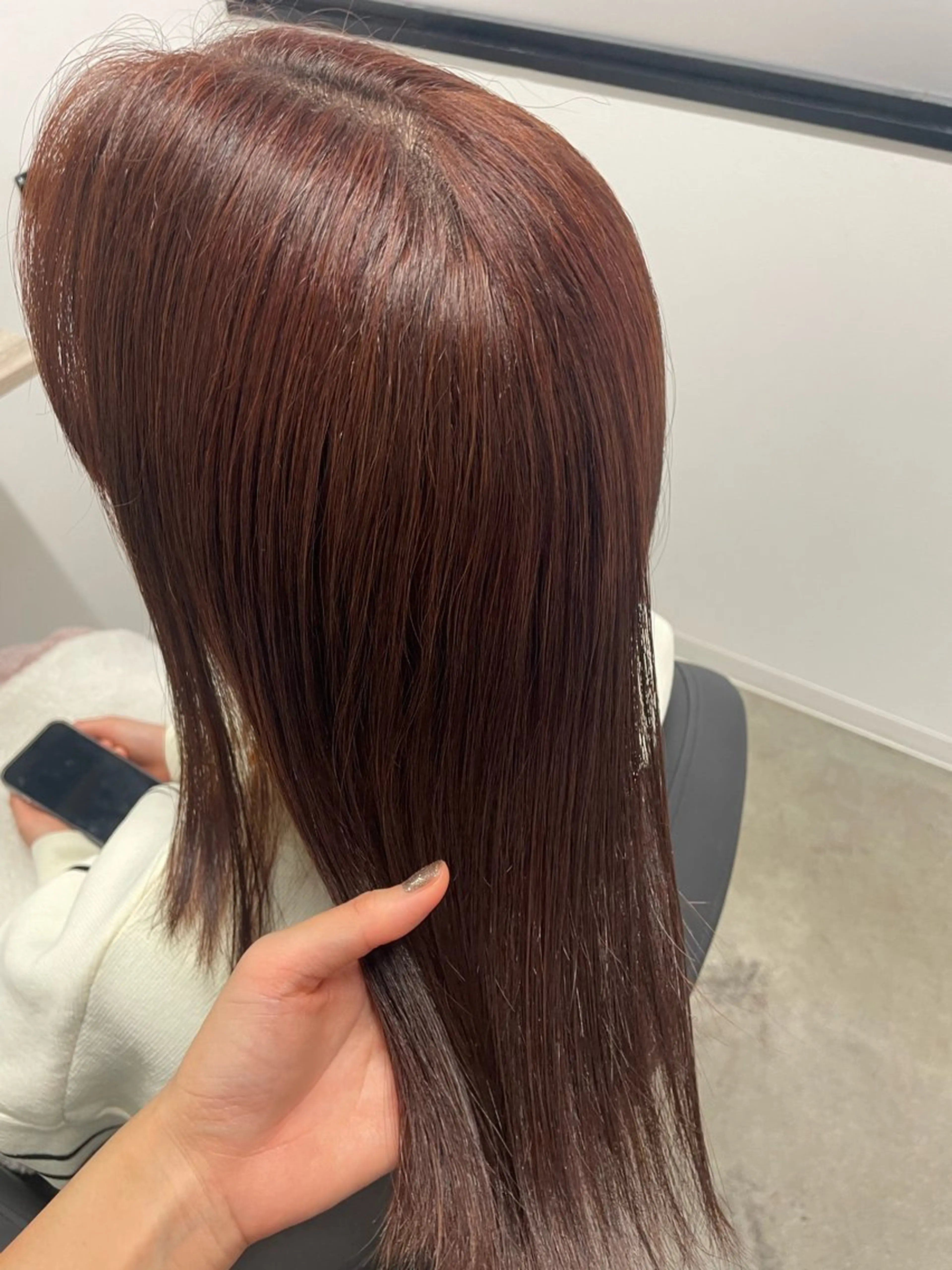 セミロング カラー 菅野 萌愛のヘアスタイル