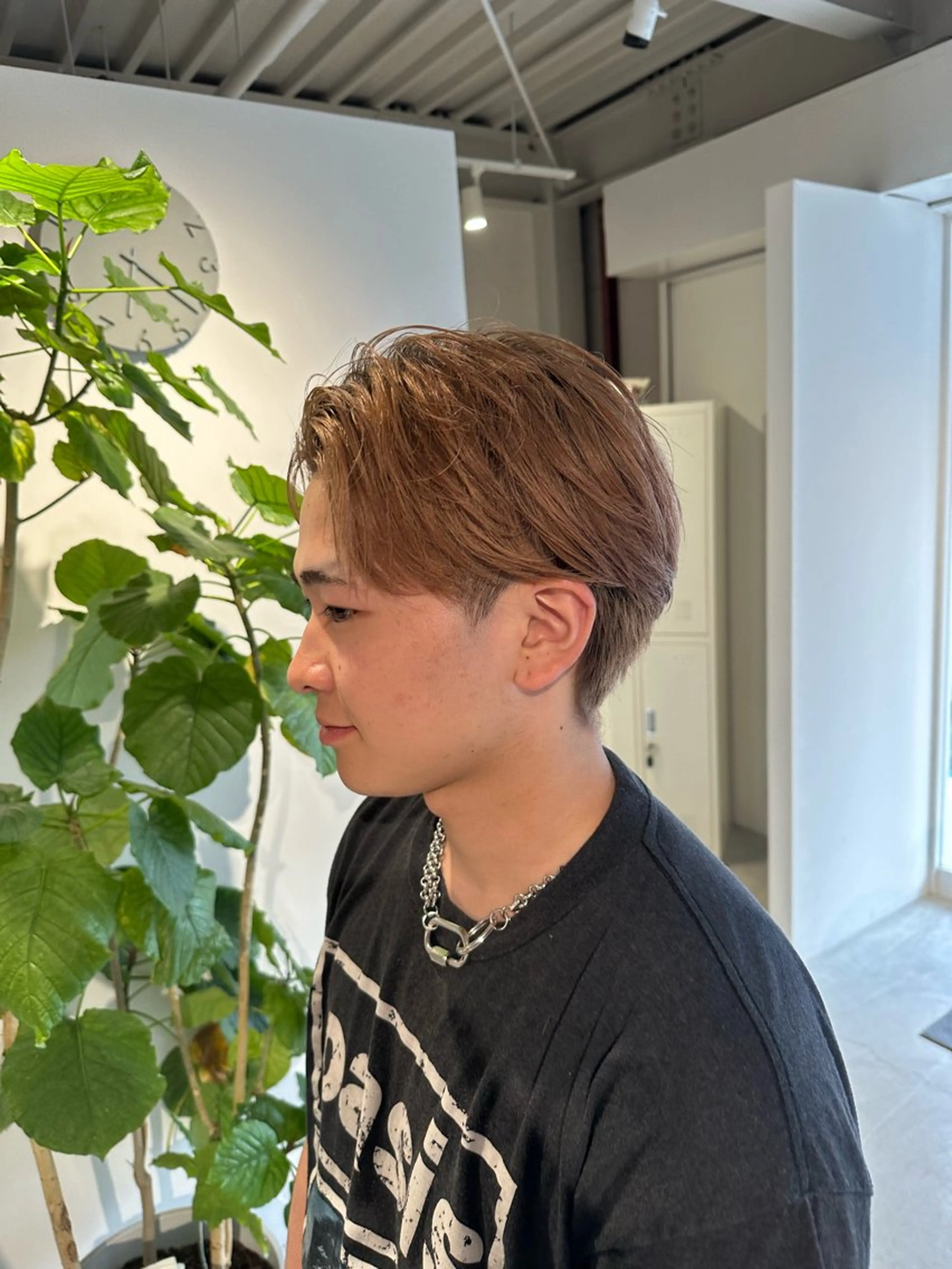 カラー メンズ 松尾 輝海のヘアスタイル