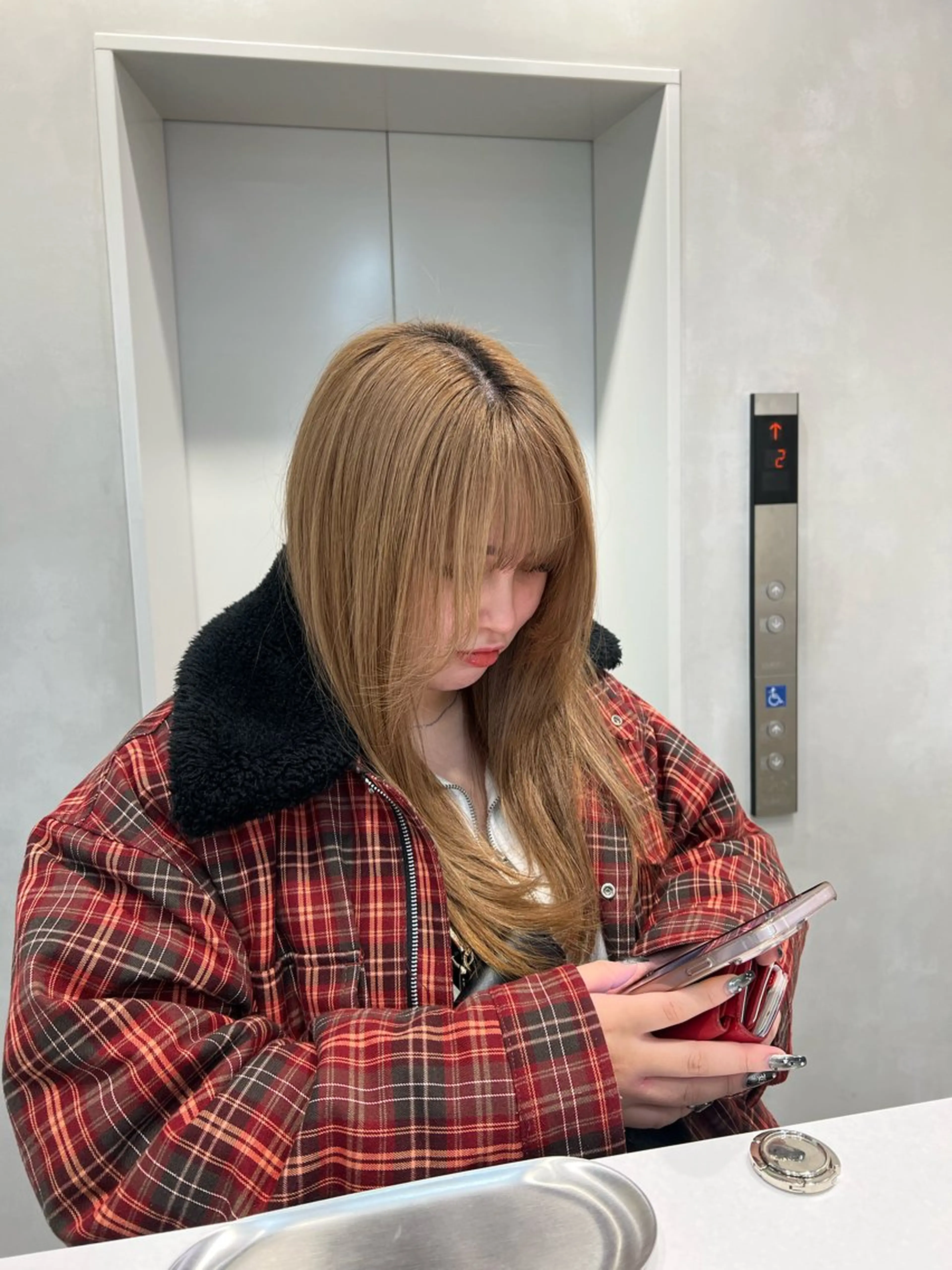 ロング カラー ベージュカラー 透明感カラー FILMS shibuya所属・ayaka 🍀のヘアスタイル