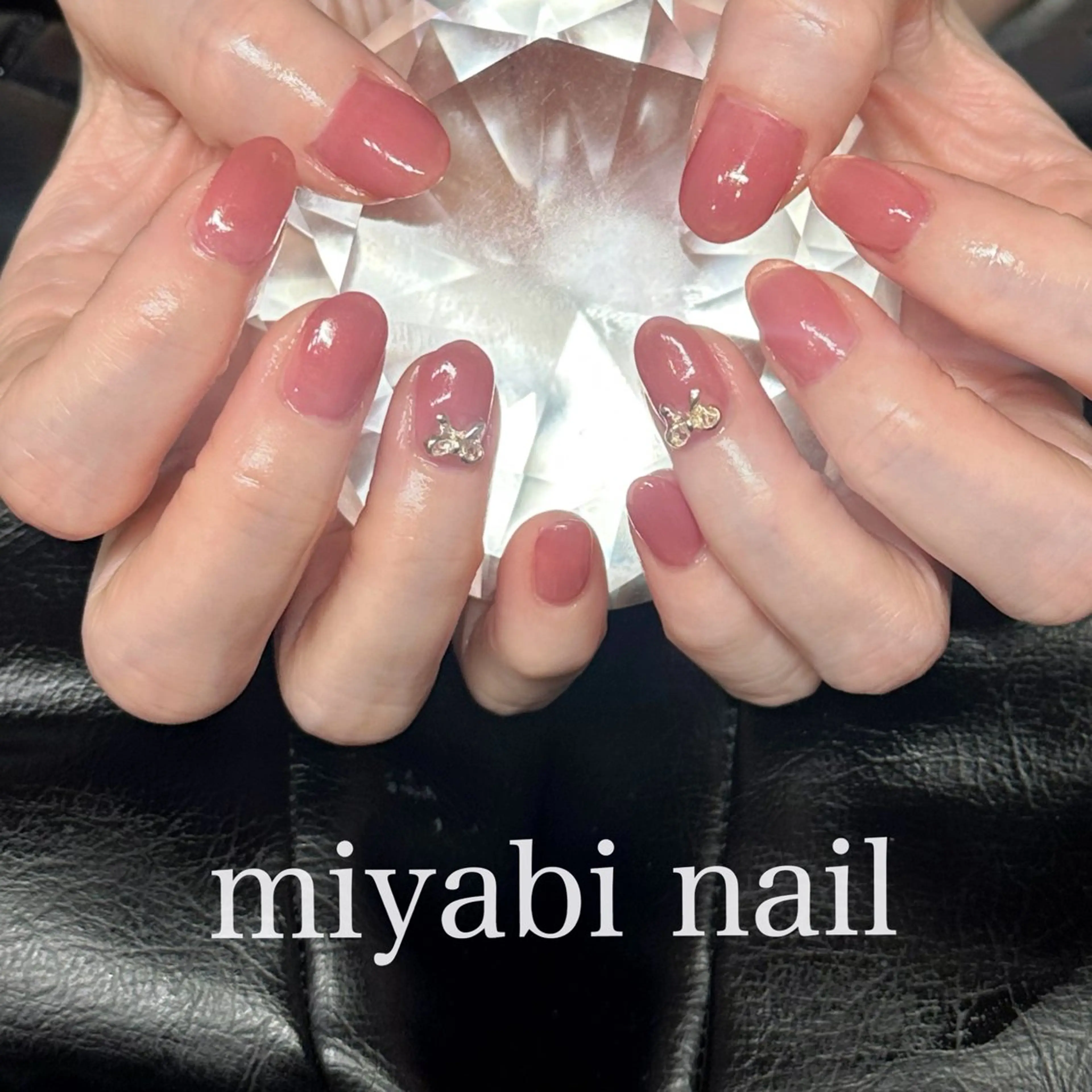 ネイル ジェルネイル 持ち込み オフィスネイル リボン ショートネイル ハンドネイル miyabi nail 桂川駅近くのネイルデザイン