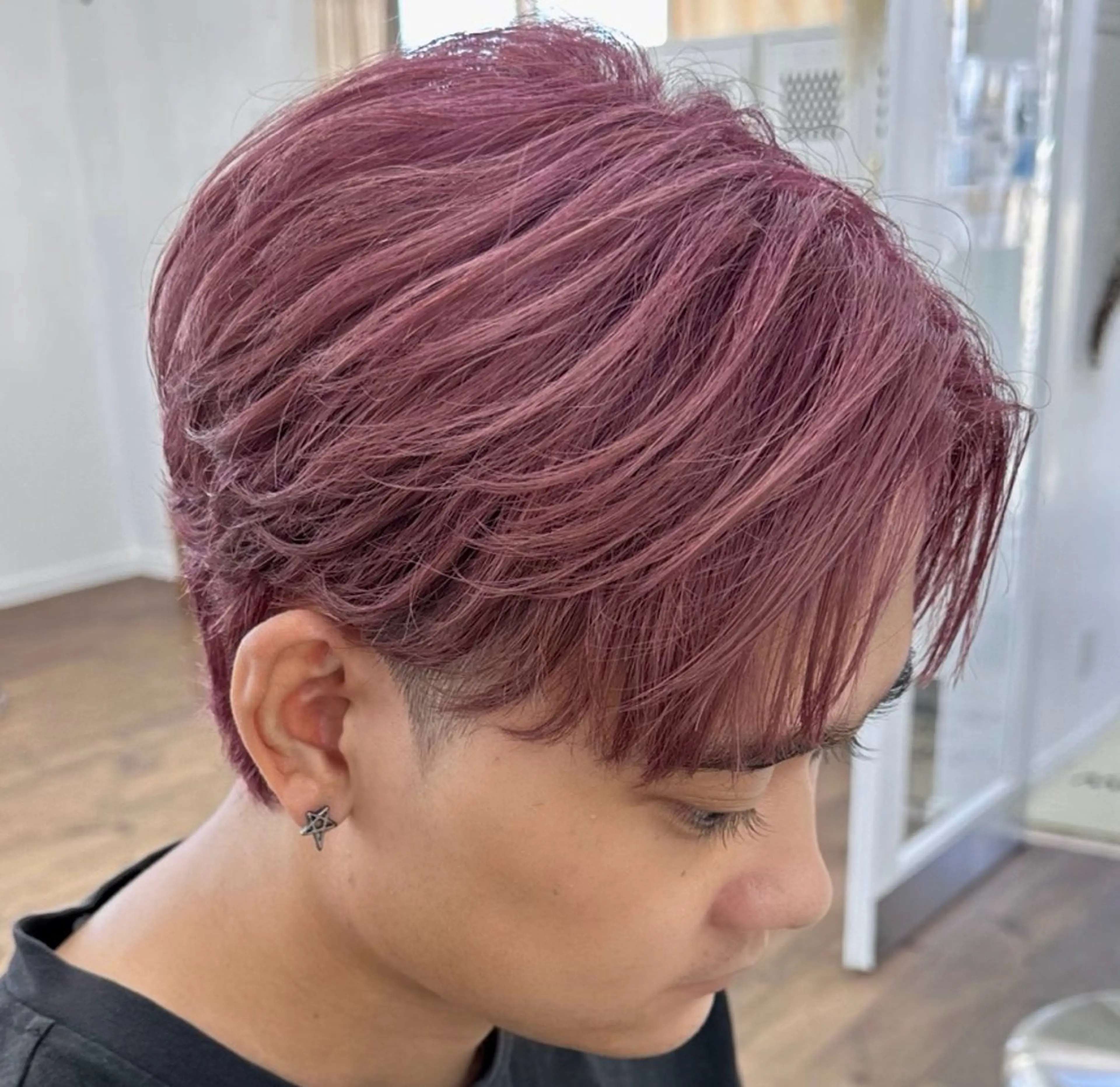 ショート カラー パーマ メンズ カット ヘアカラー パーマ メンズ特化✂️ 小枝 優生のヘアスタイル