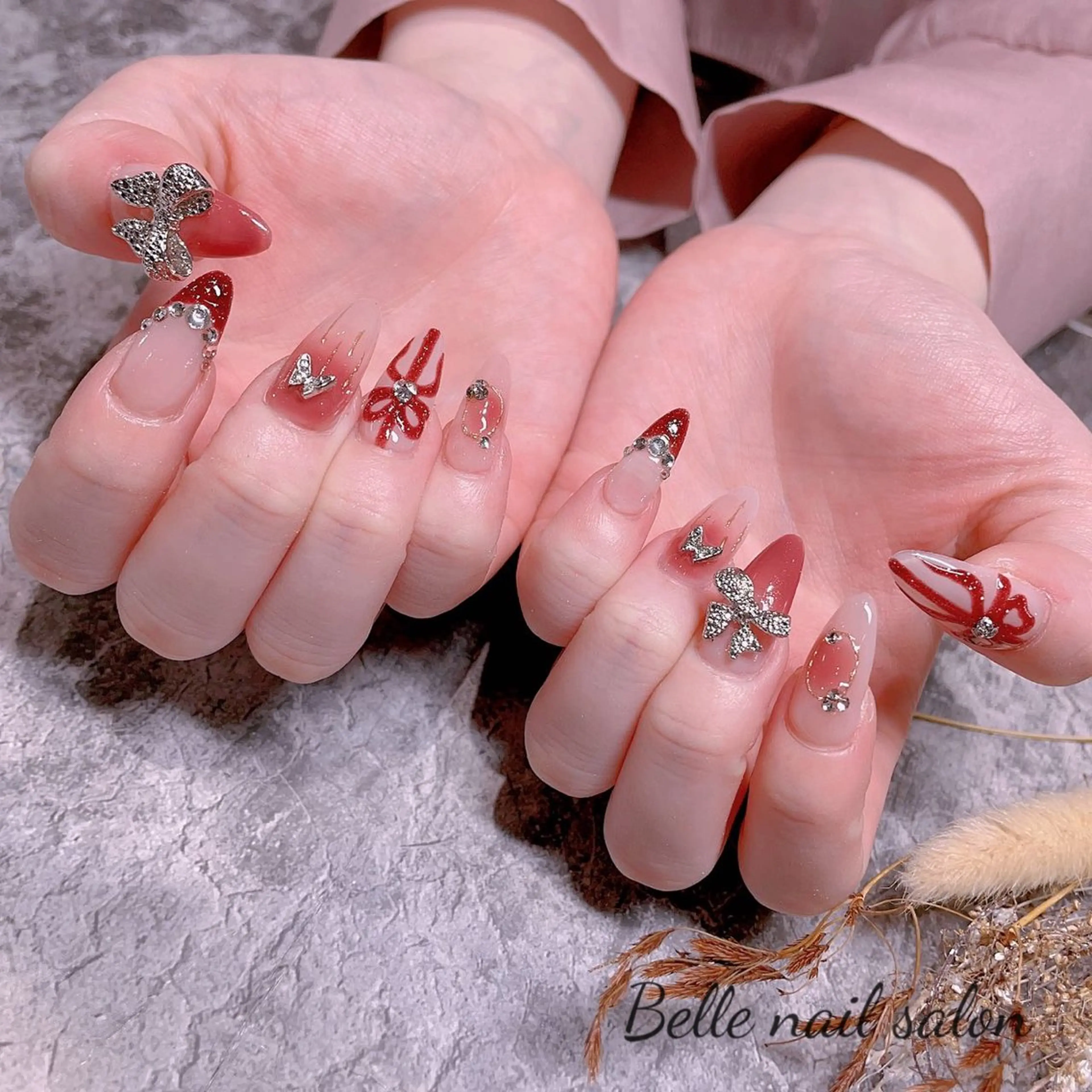 ネイル オーロラネイル フットネイル 韓国ネイル ラメ(グリッター) ラメグラデーション ハンドネイル Belle nail salon 新小岩のネイルデザイン