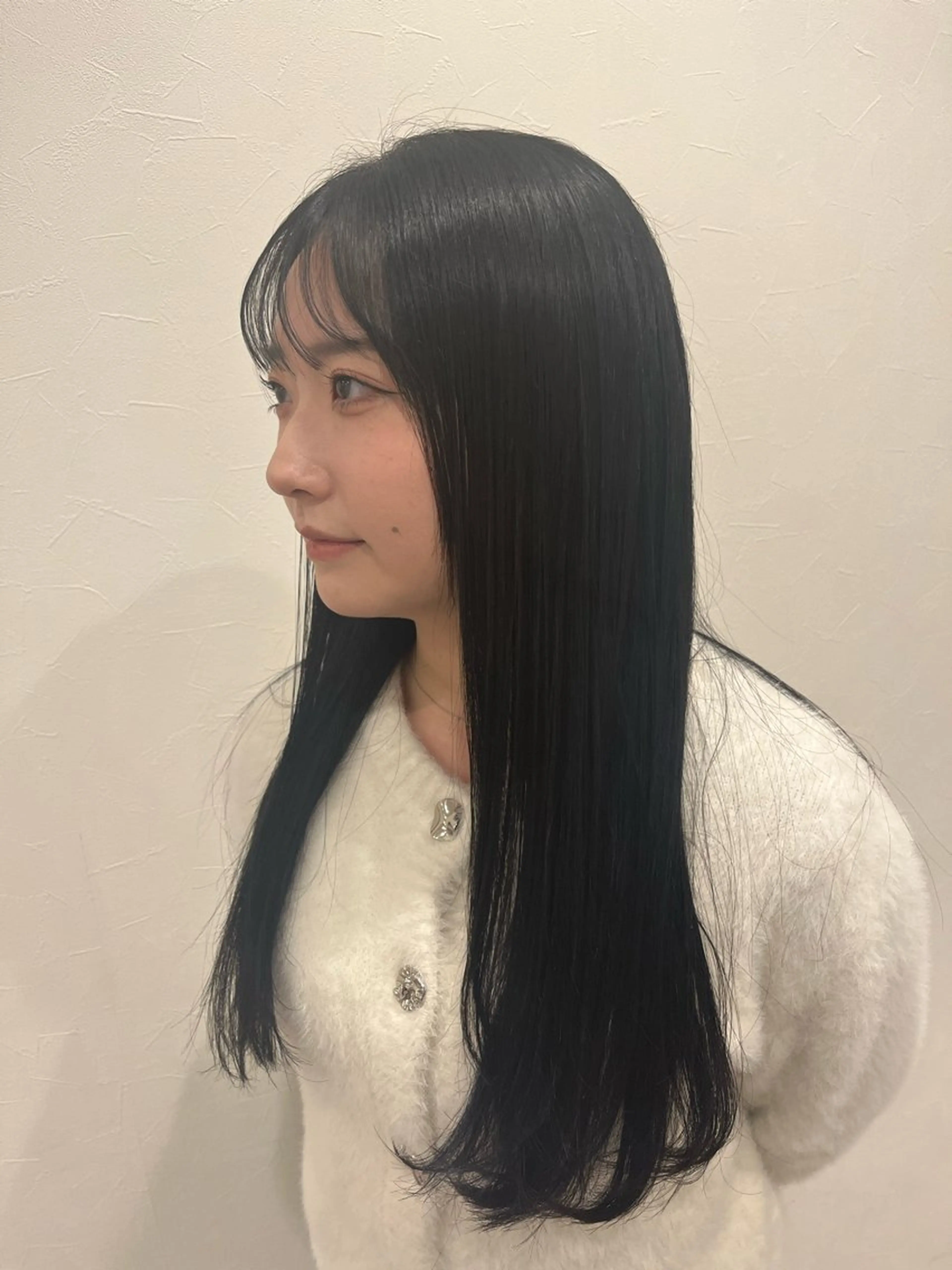 ロング カラー anon Loemのヘアスタイル