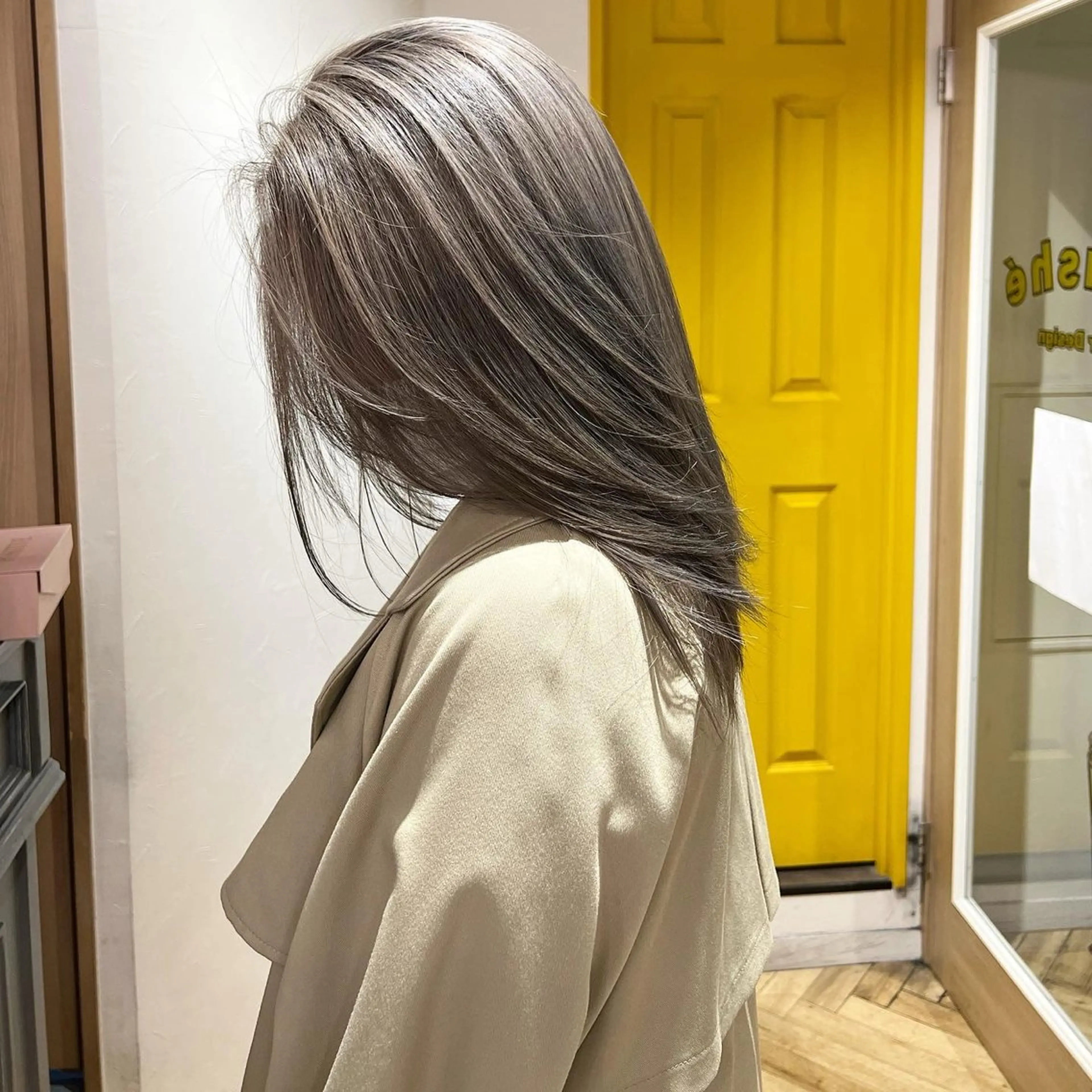 セミロング カラー 艶カラー/韓国顔周り 🎀mamiのヘアスタイル