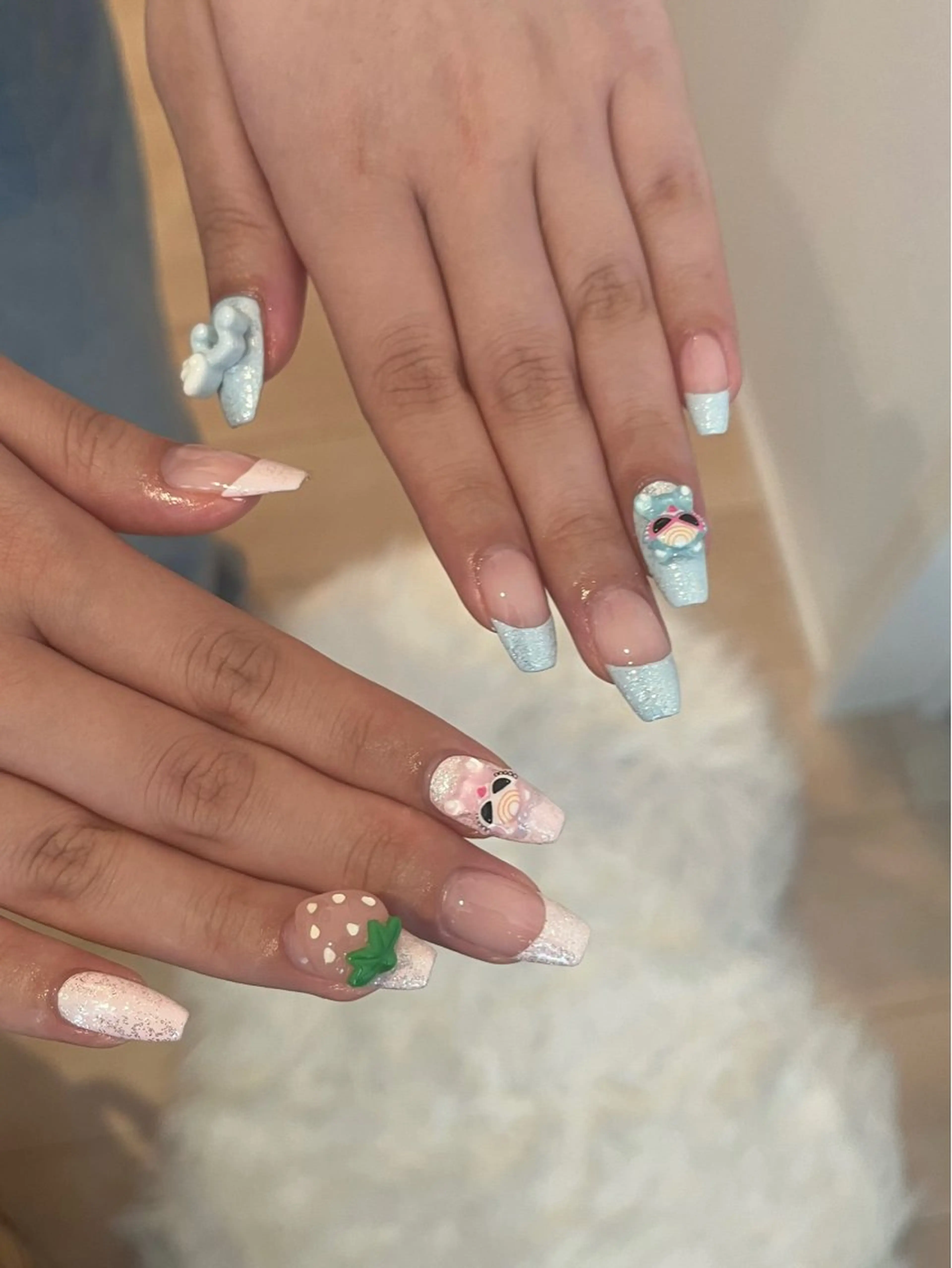 ネイル 持ち込み 五十嵐 莉奈のネイルデザイン