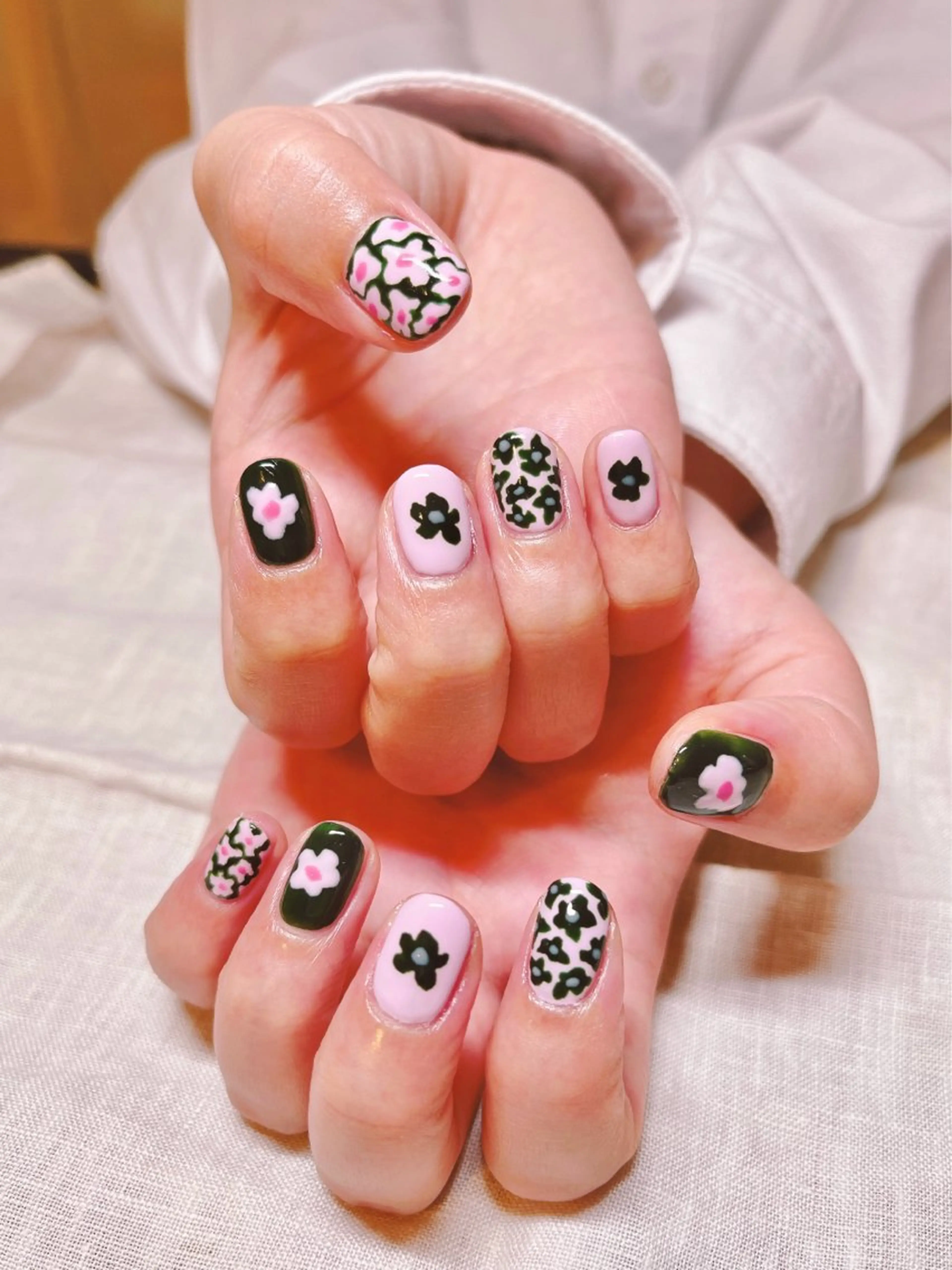 ネイル アートネイル atelier mofのネイルデザイン