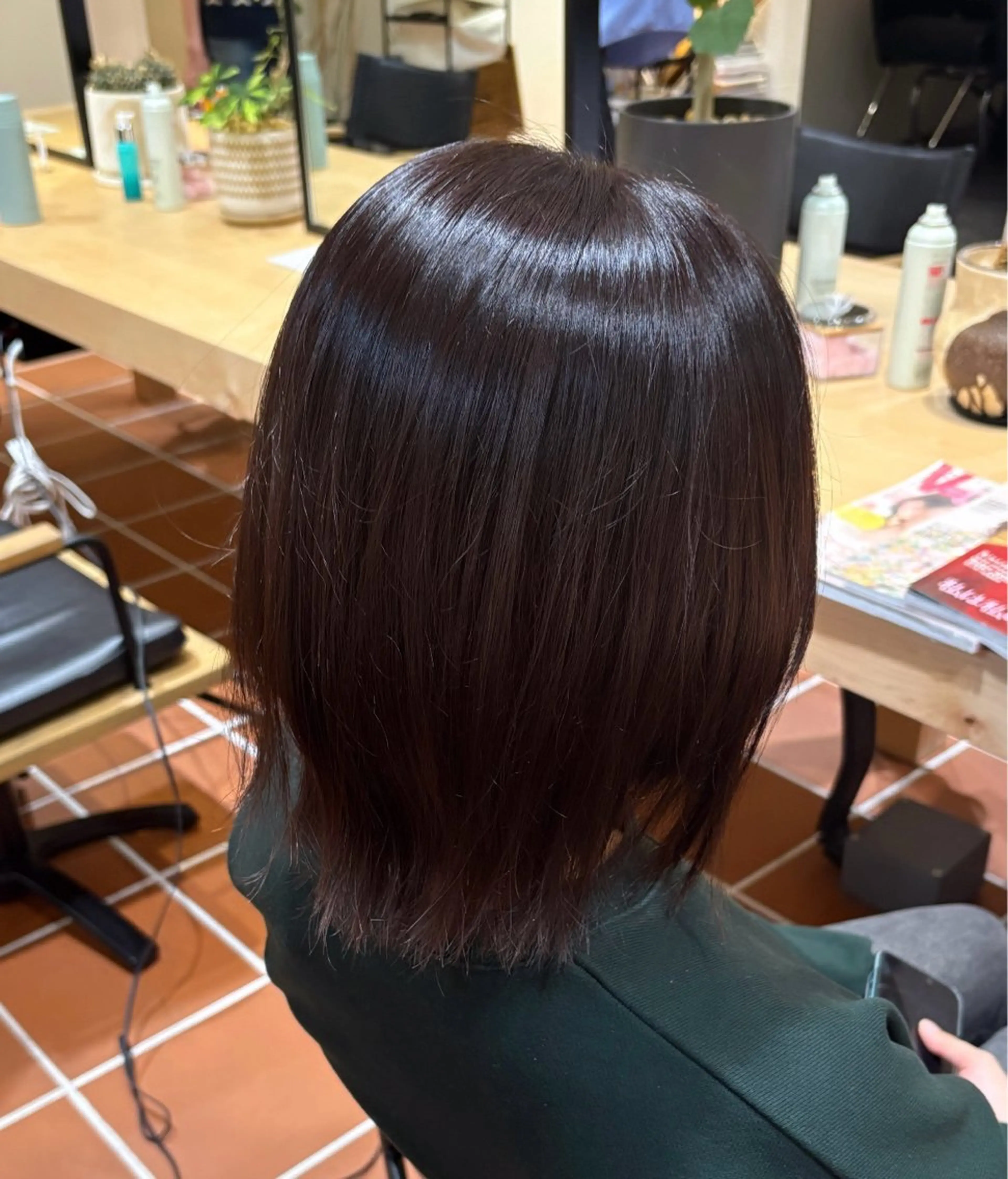 カラー ブラウンカラー キドウ アイリのヘアスタイル