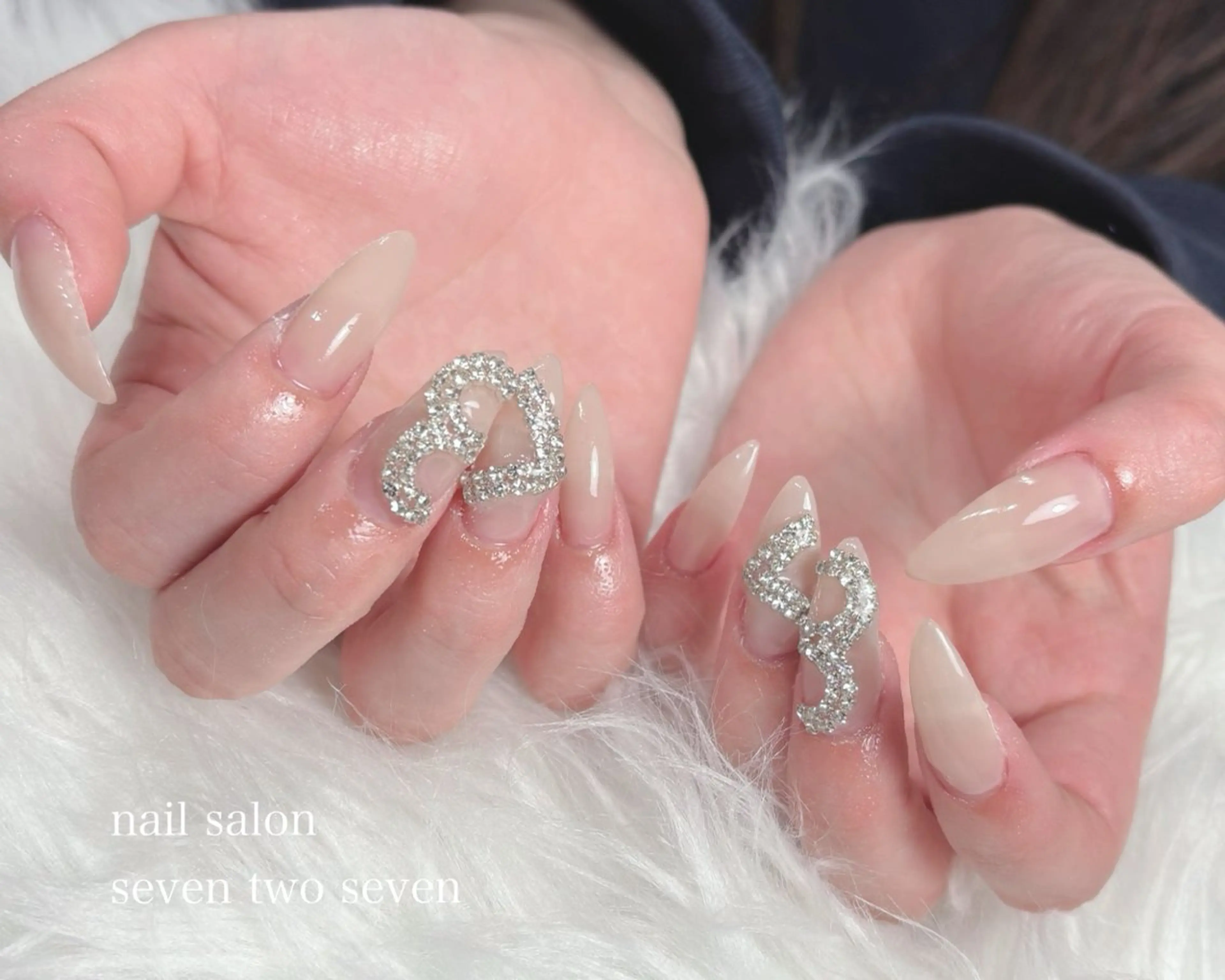 ネイル ハンドネイル 727 nailのネイルデザイン