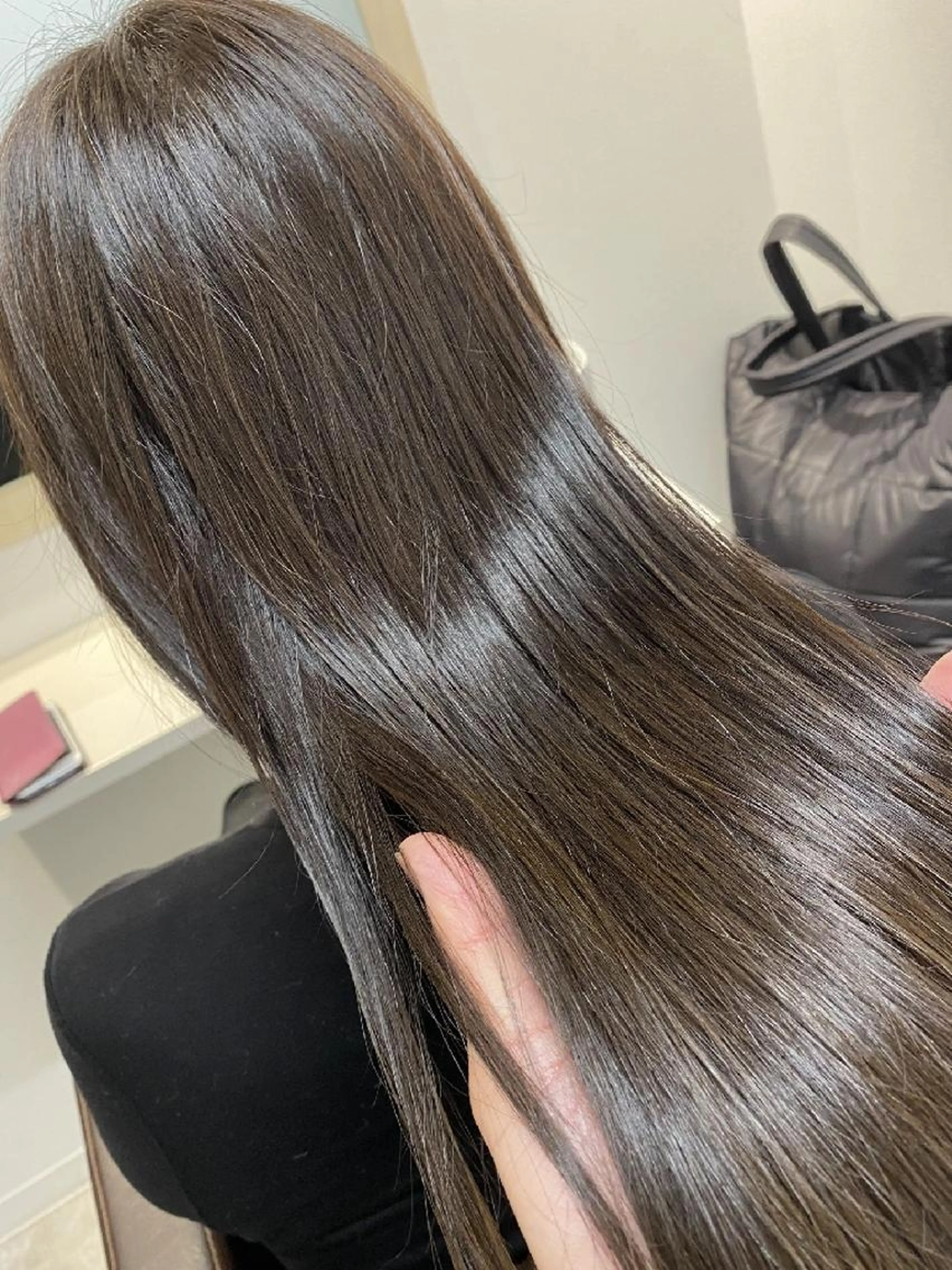 「ミニモ学割」ダメージヘアにオススメ✨髪質改善カラー+トリートメント＋カット❣️の写真