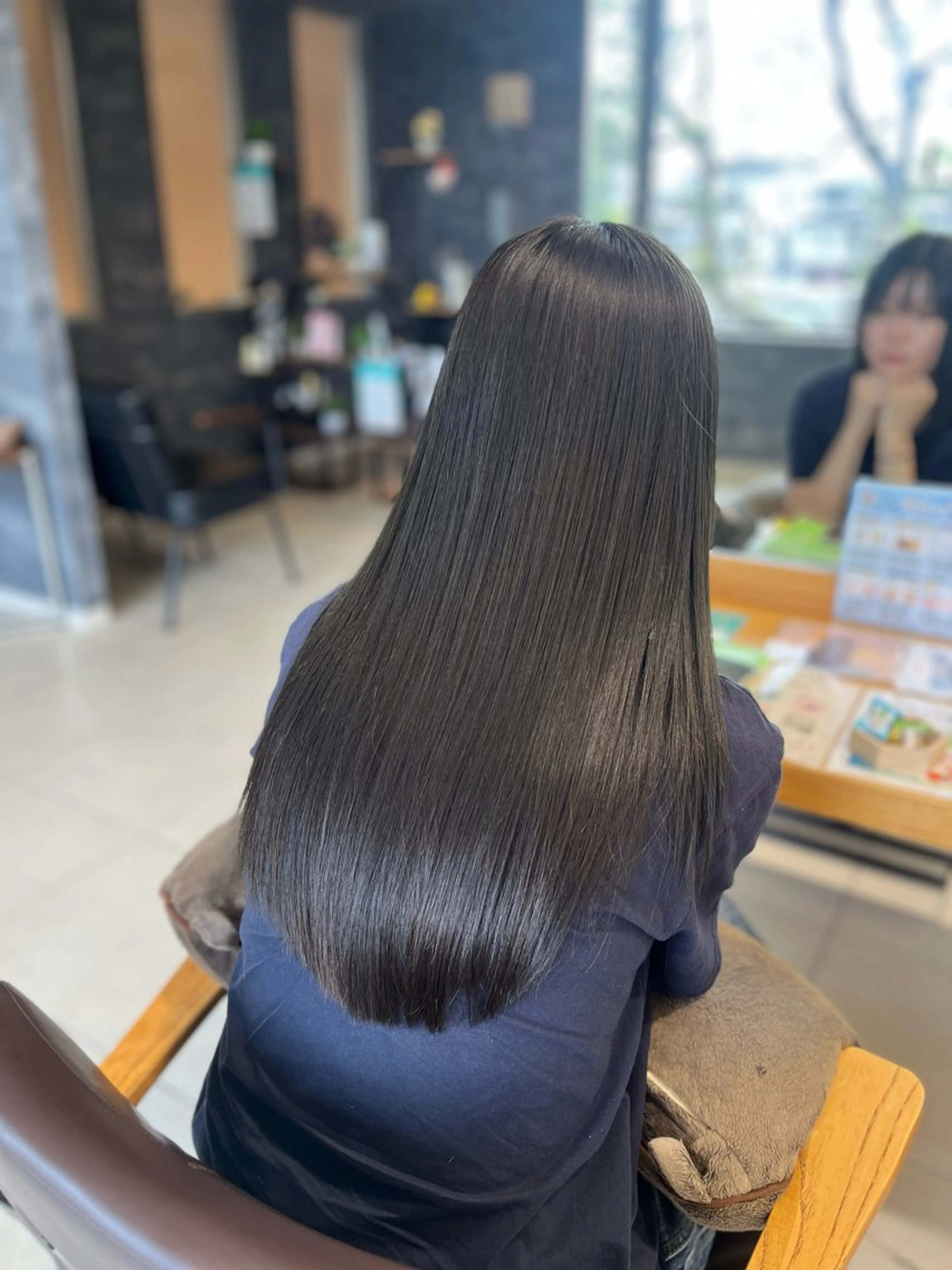 ロング カラー シールエクステ ベージュカラー ブリーチ ブロンド ブラウンカラー ヘアカラー ⭐️さき⭐️ カラー/エクステのヘアスタイル