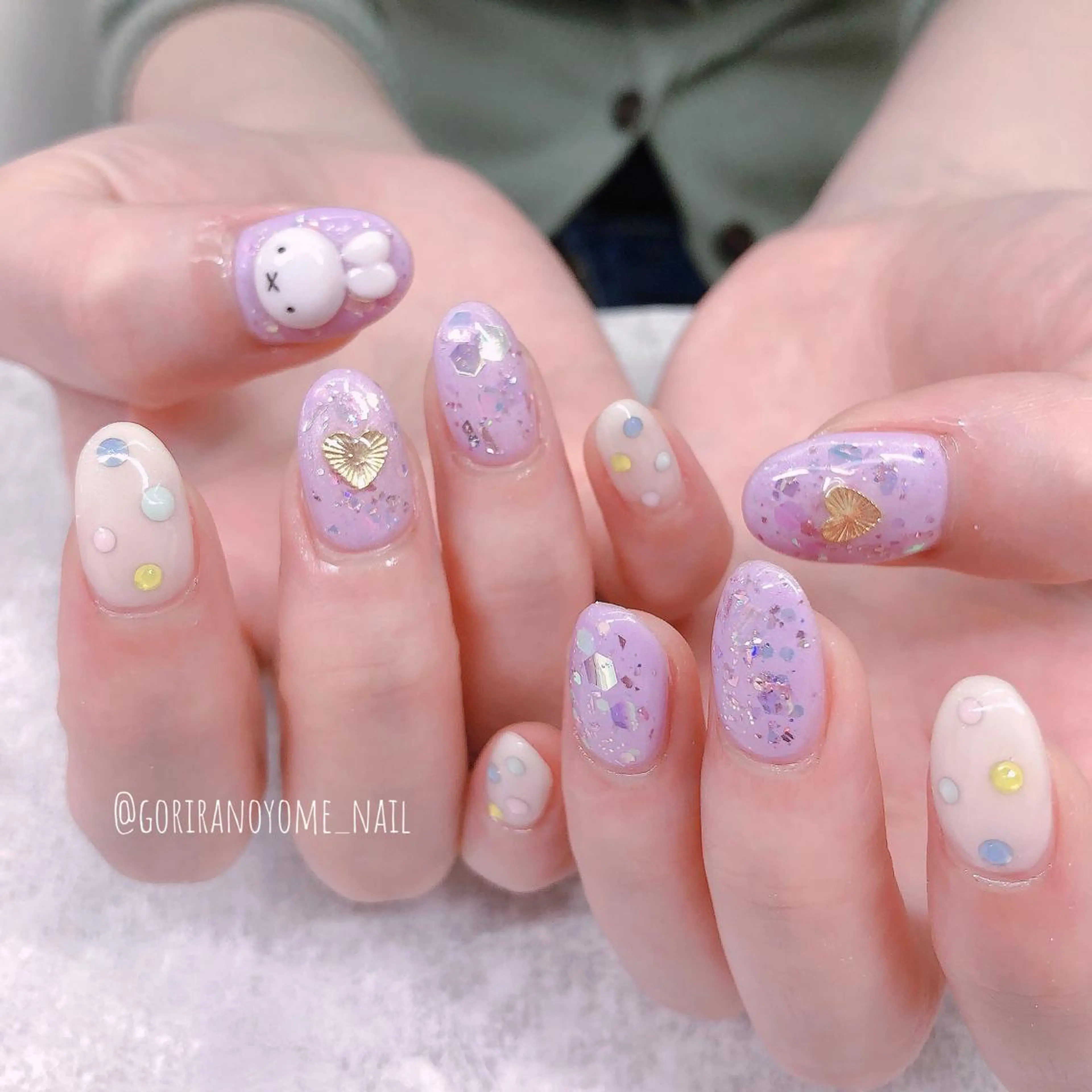 ネイル アートネイル ナナイチゼロ I.Naoのネイルデザイン