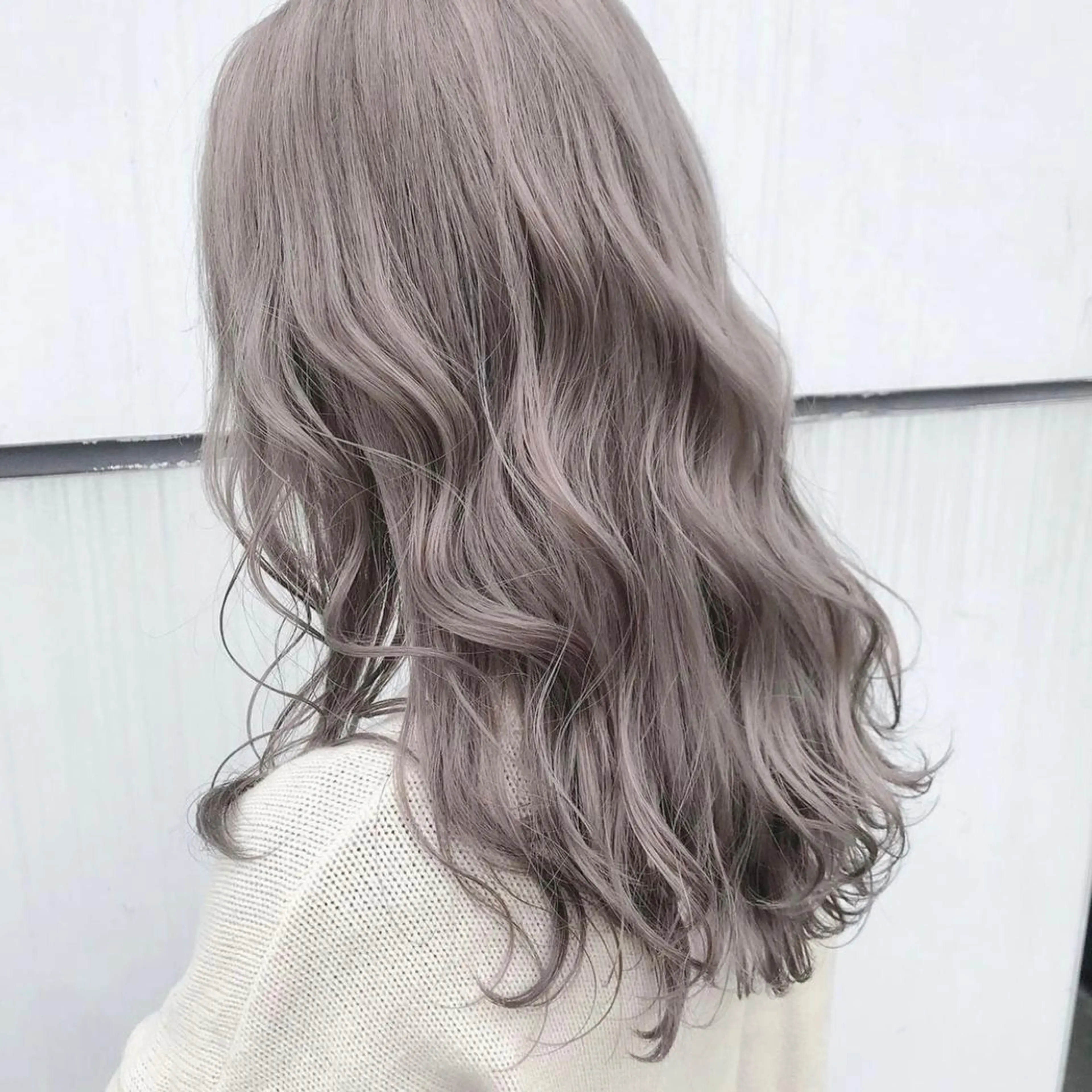 ロング カラー グレージュ 新規割引あり♡ yuuのヘアスタイル