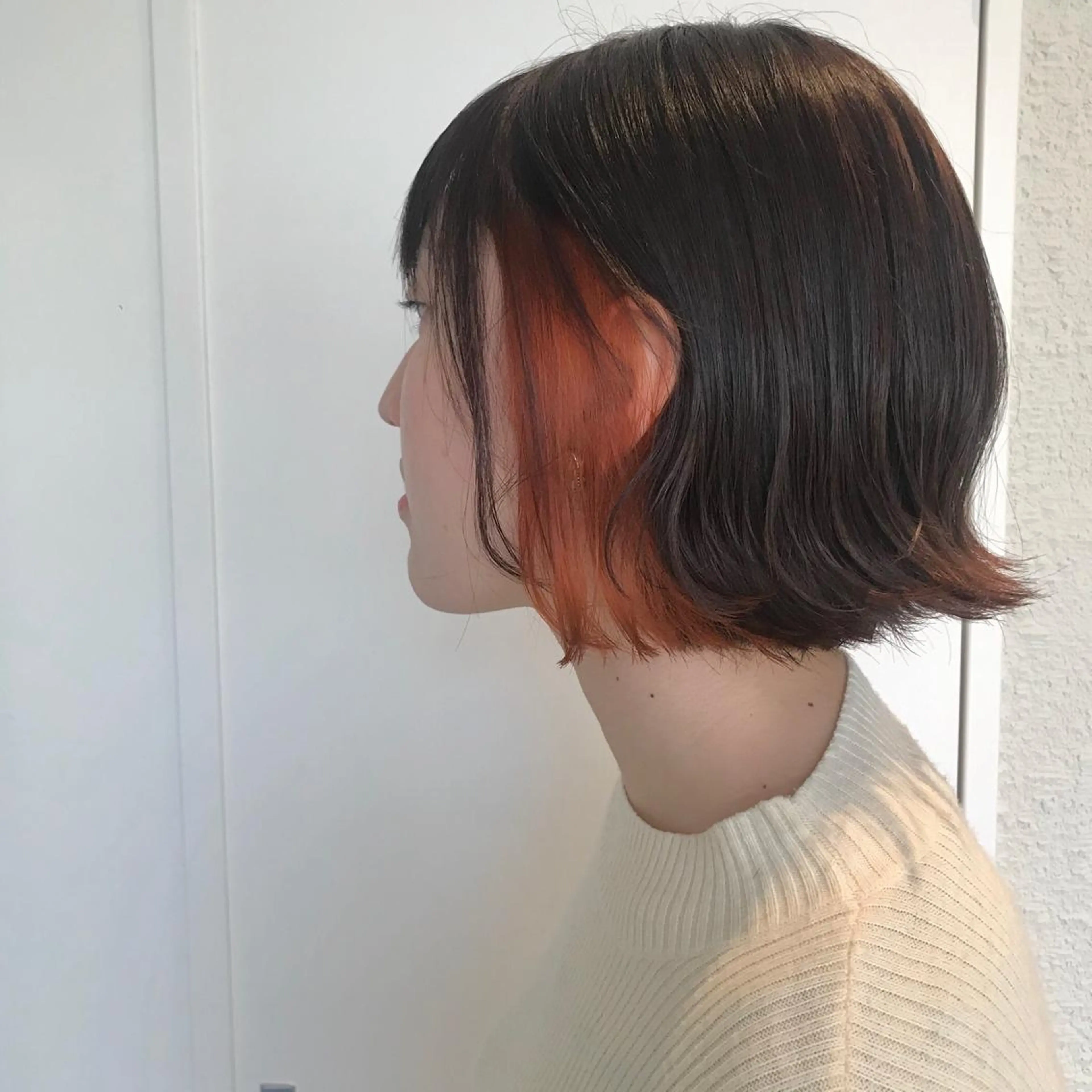 ショート カラー ブリーチ オレンジ 透明感カラー/ 寺田千雅子のヘアスタイル