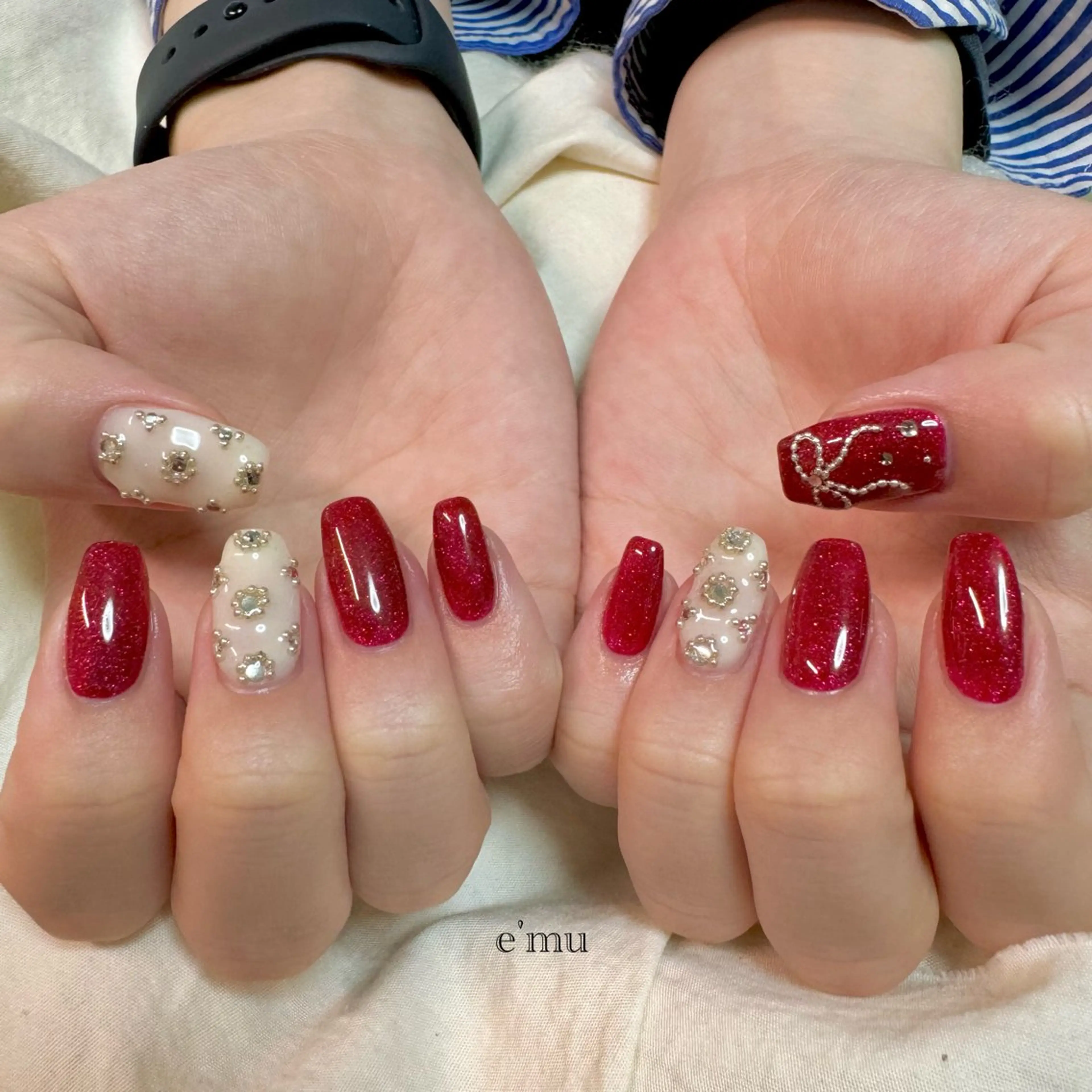 ネイル ガーリー ハンドネイル nail salon e'mu💐のネイルデザイン