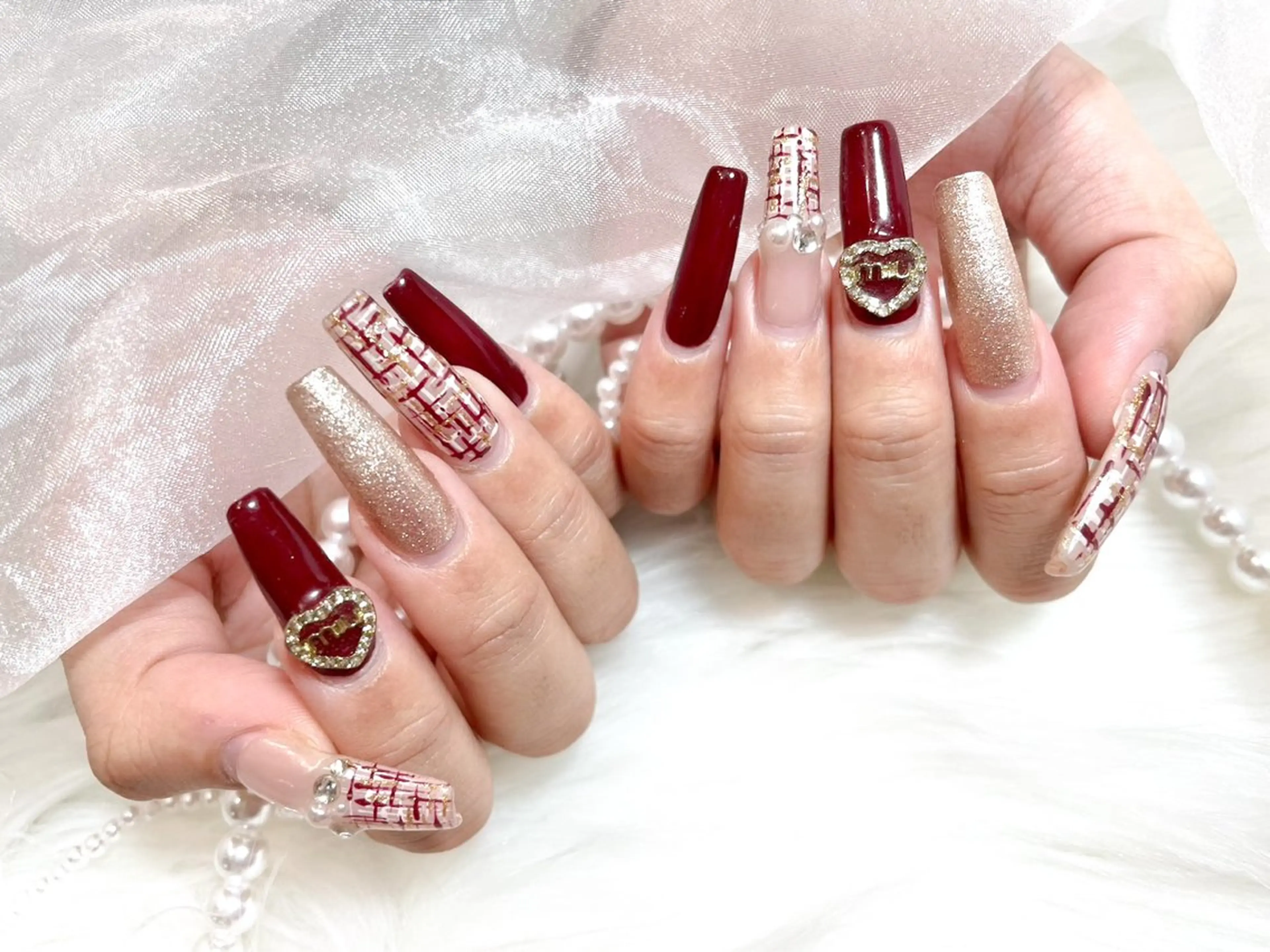 ネイル ボルドー ツイードネイル ジョアアンジェ京橋店 MARINA‎🤍のネイルデザイン
