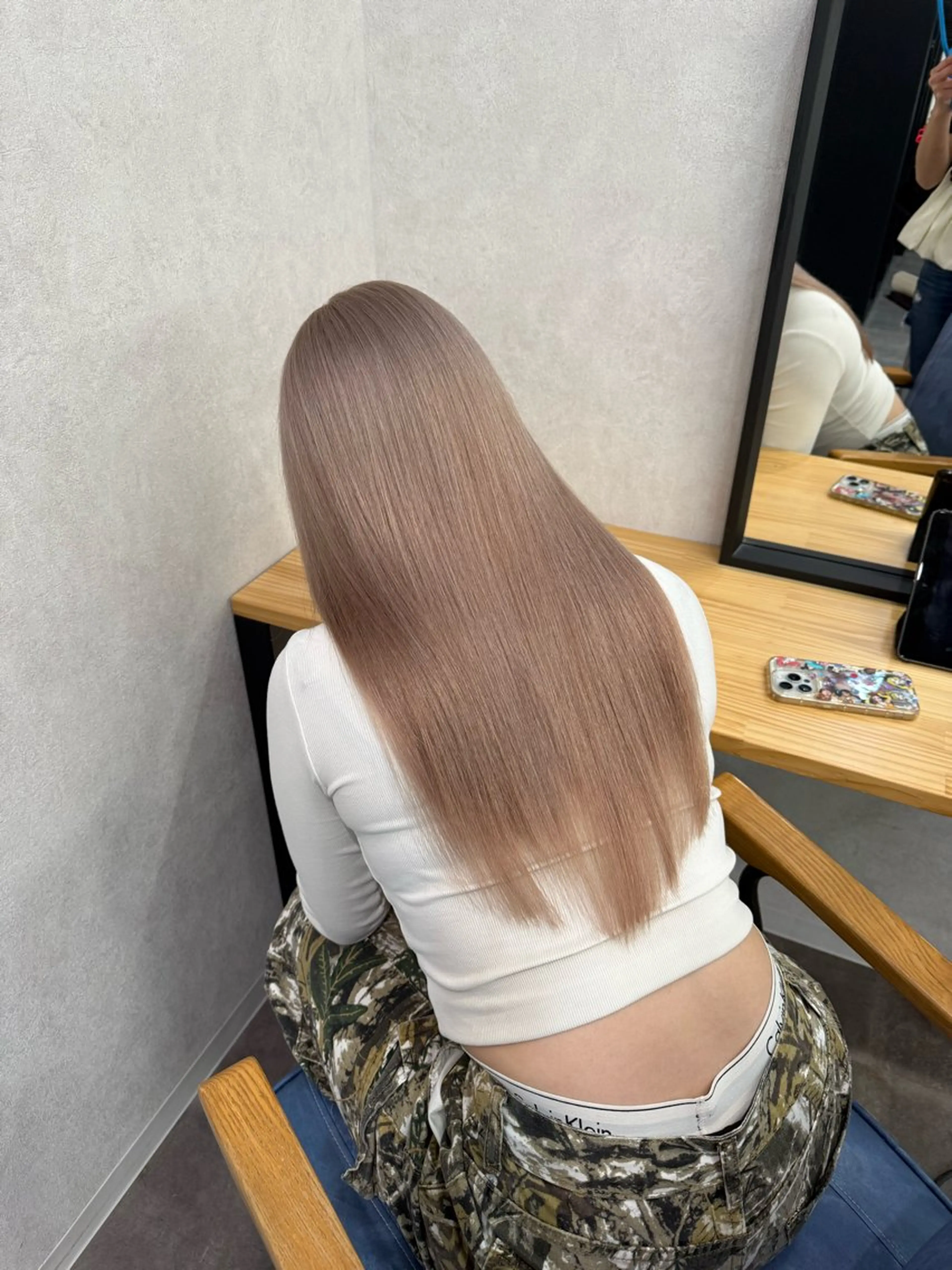 ［minimo限定］W color🥣(ブリーチ１回➕オンカラー➕髪質改善ウルトラファインバブル’’FAVON’’の写真