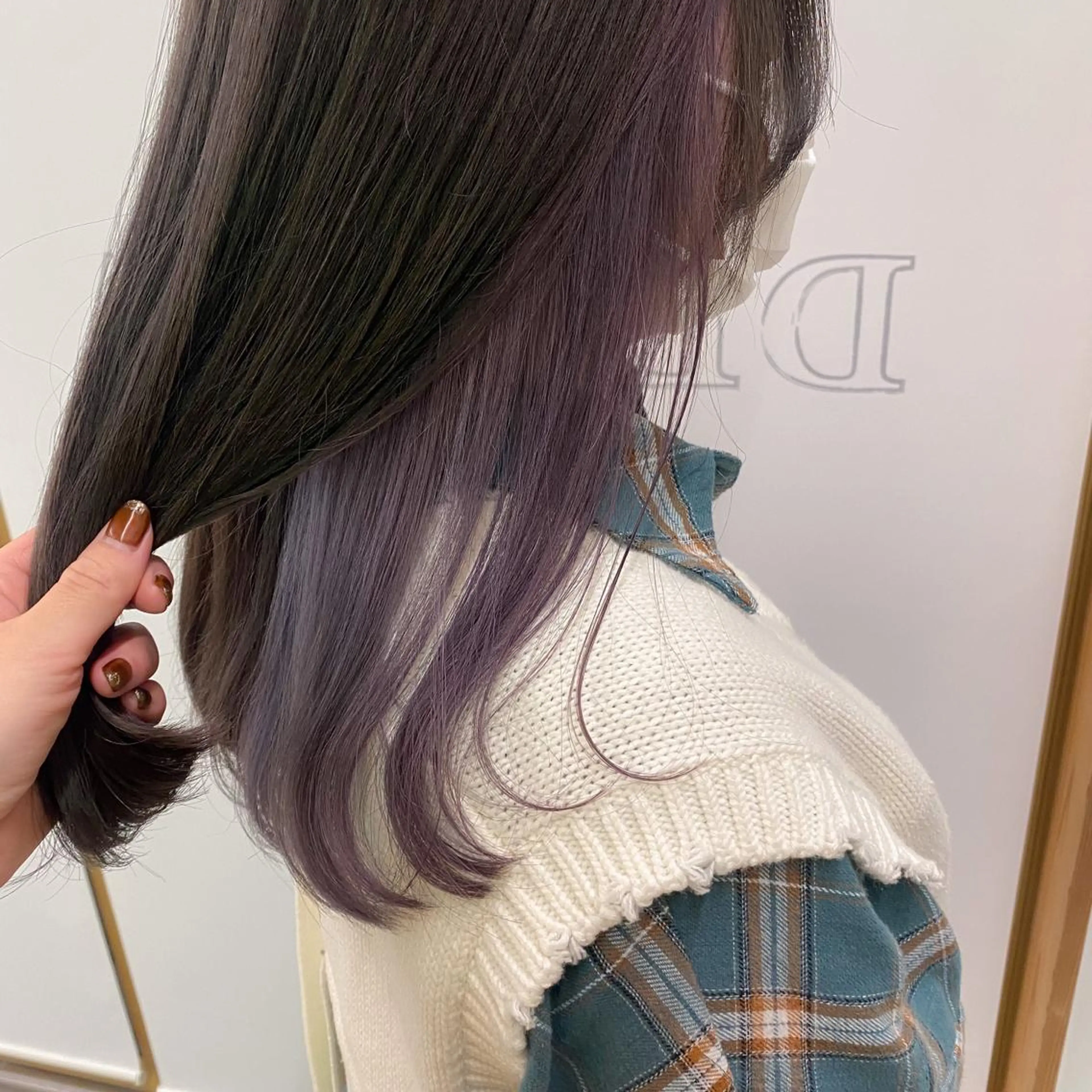 セミロング ヘアカラー DECORArojii所属・赤坂 菜々恵のヘアスタイル
