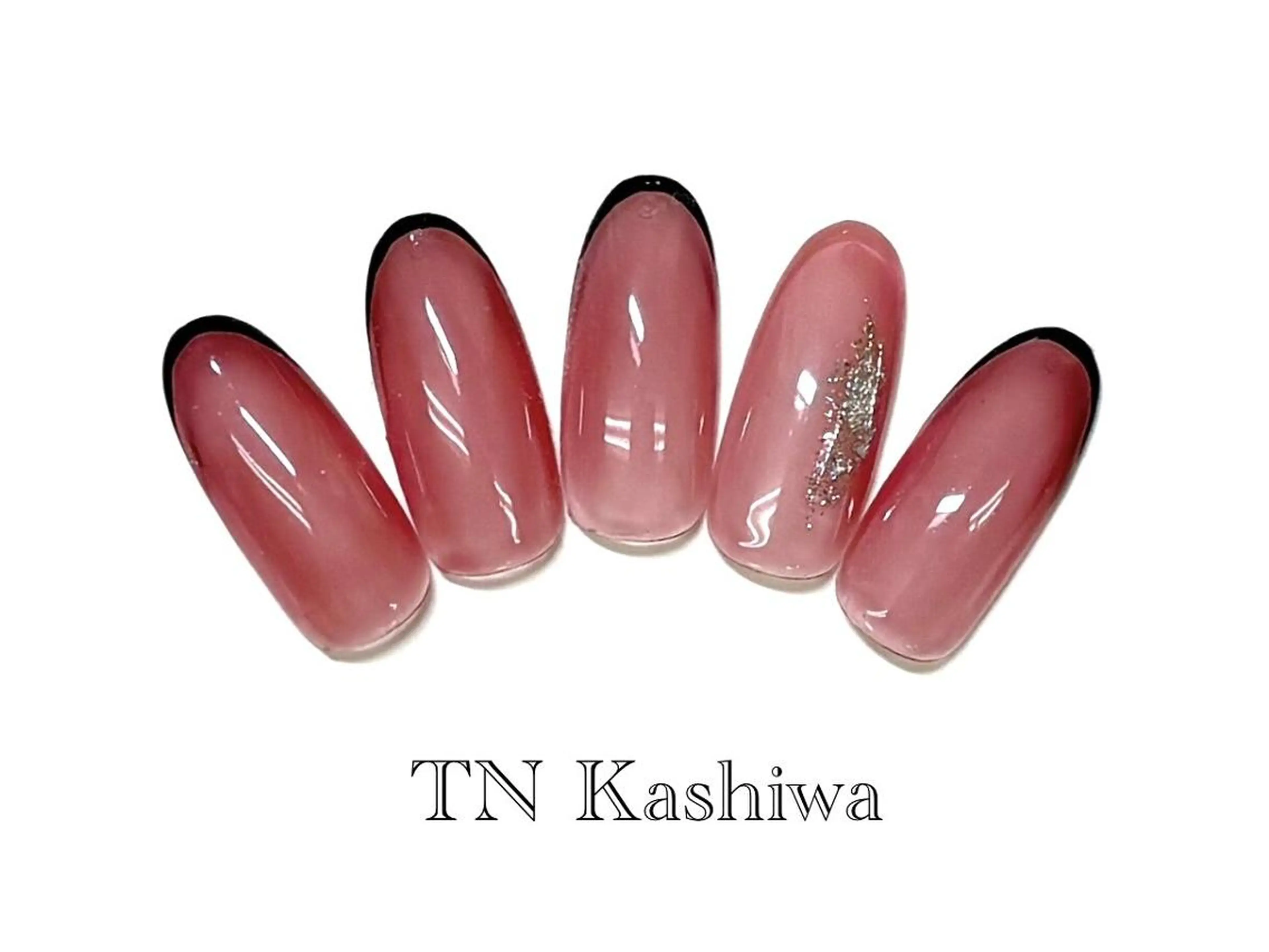 ネイル ハンドネイル 座間 桃香のネイルデザイン