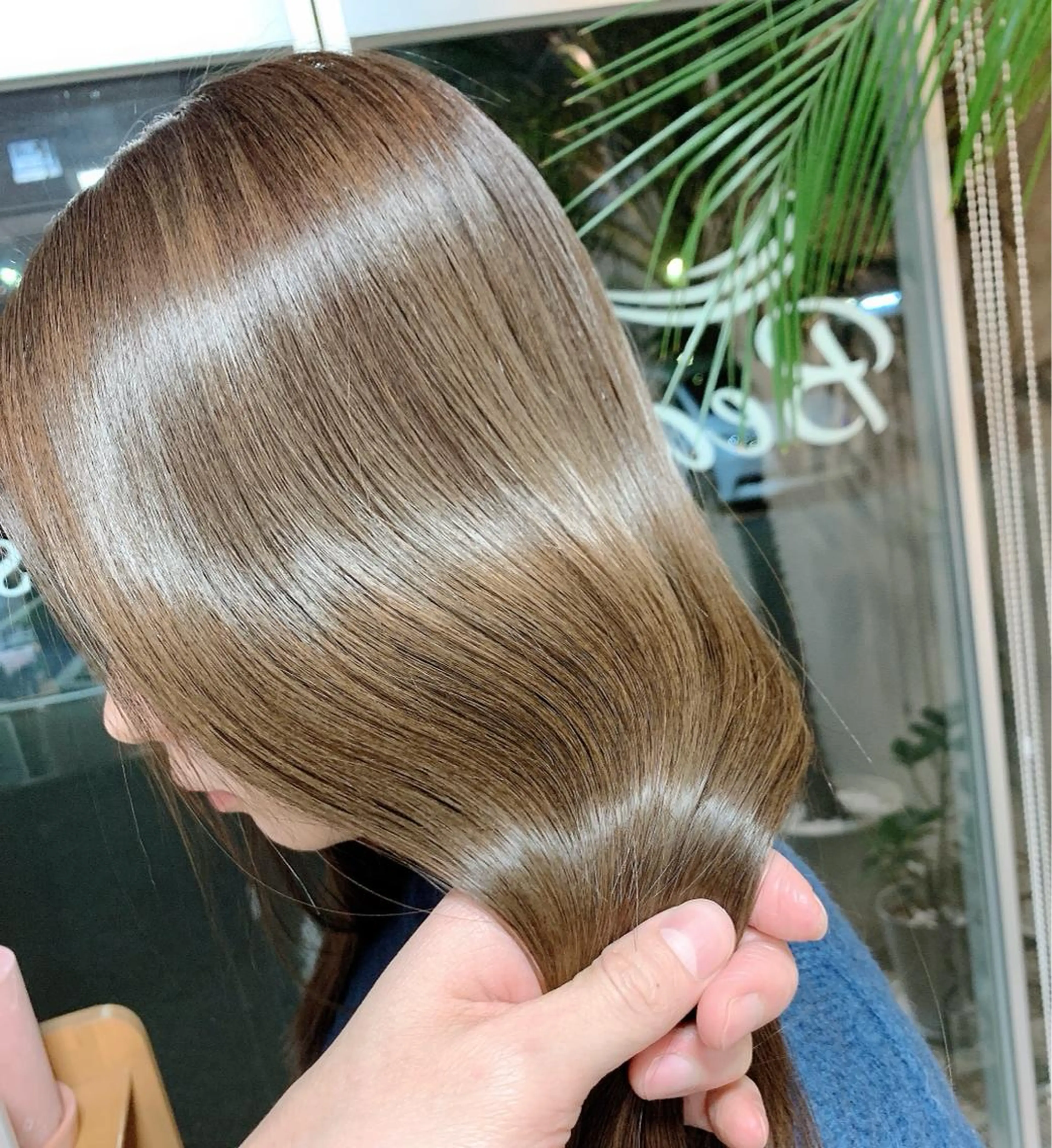 セミロング カラー 髪質改善 トリートメント カット ヘアカラー トリートメント Beach private salon所属・Beach 代表 KENTAのヘアスタイル