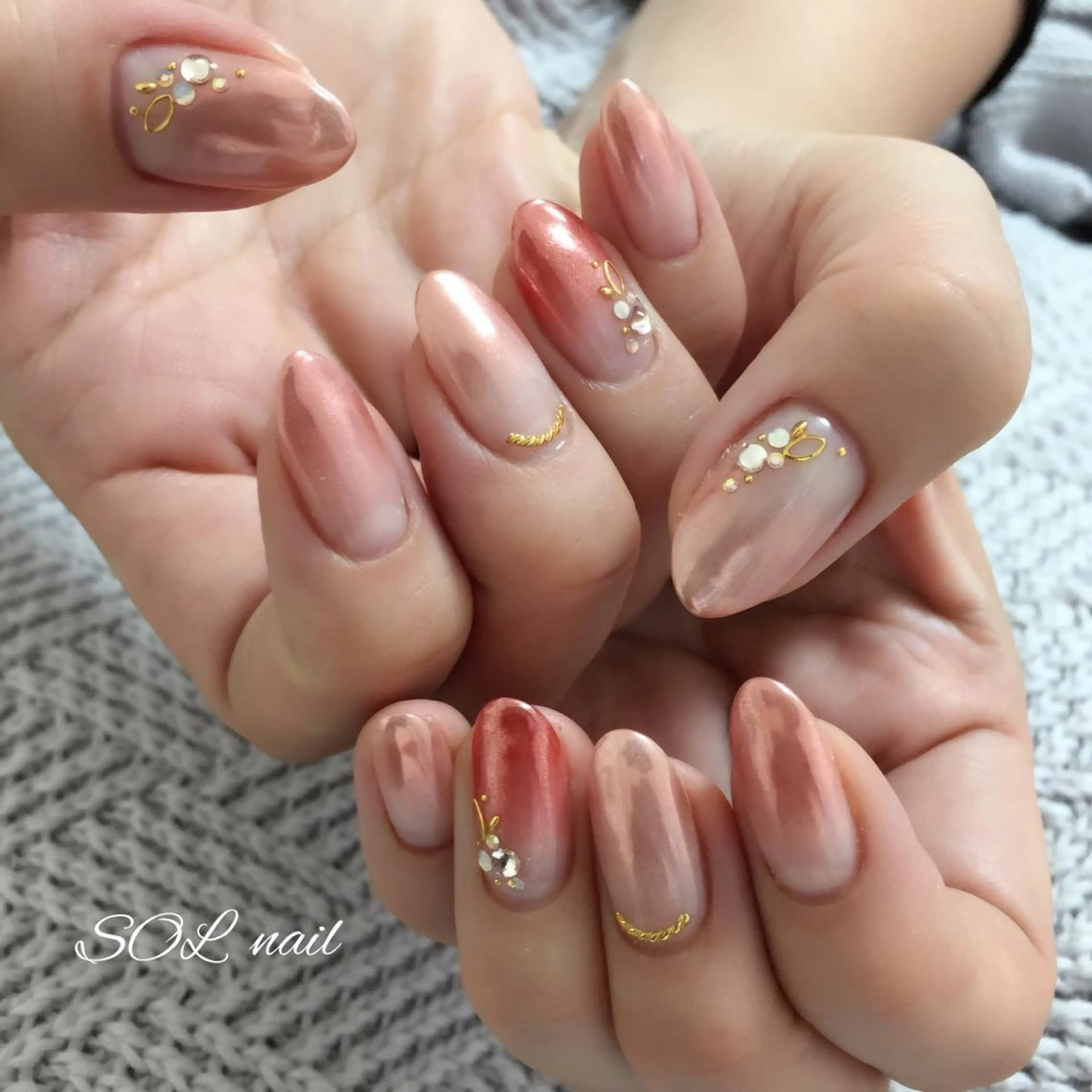 ネイル ミラーネイル ハンドネイル SOL NAILのネイルデザイン