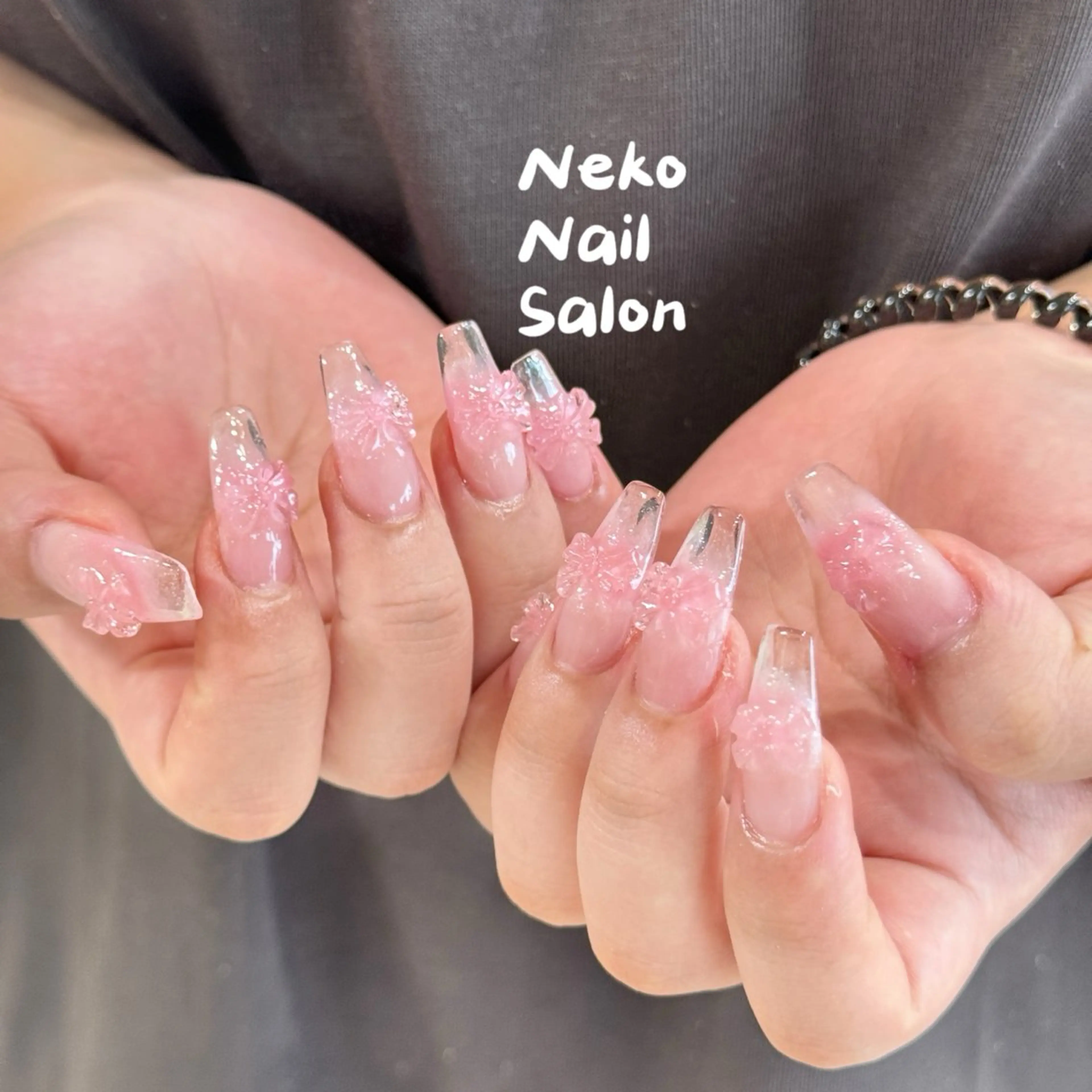 ネイル チークネイル 持ち込み ワンホンネイル ハンドネイル neko nail所属・neko nailのネイルデザイン