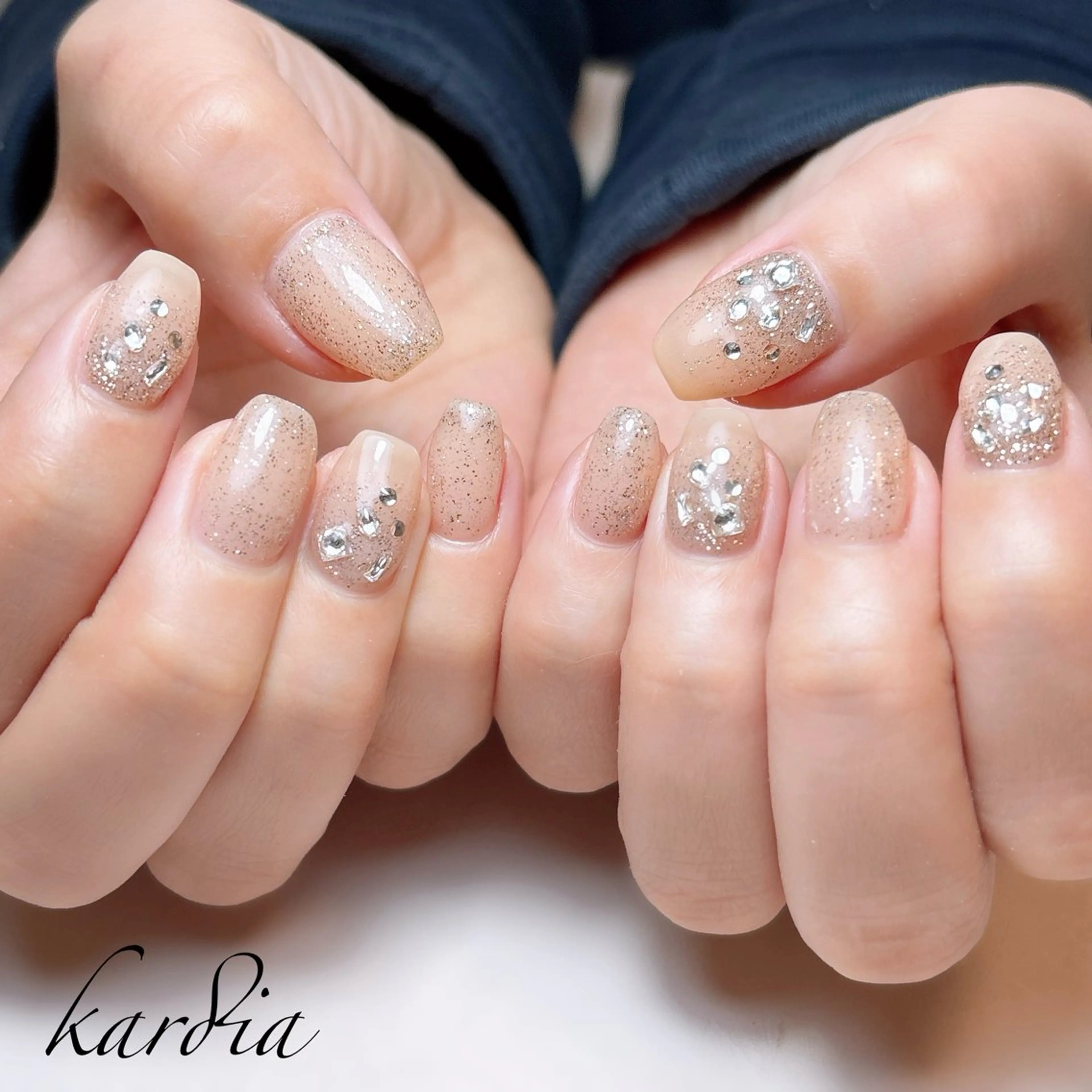 ネイル ハンドネイル καρδιά -ｶﾙﾃﾞｨｱ-のネイルデザイン