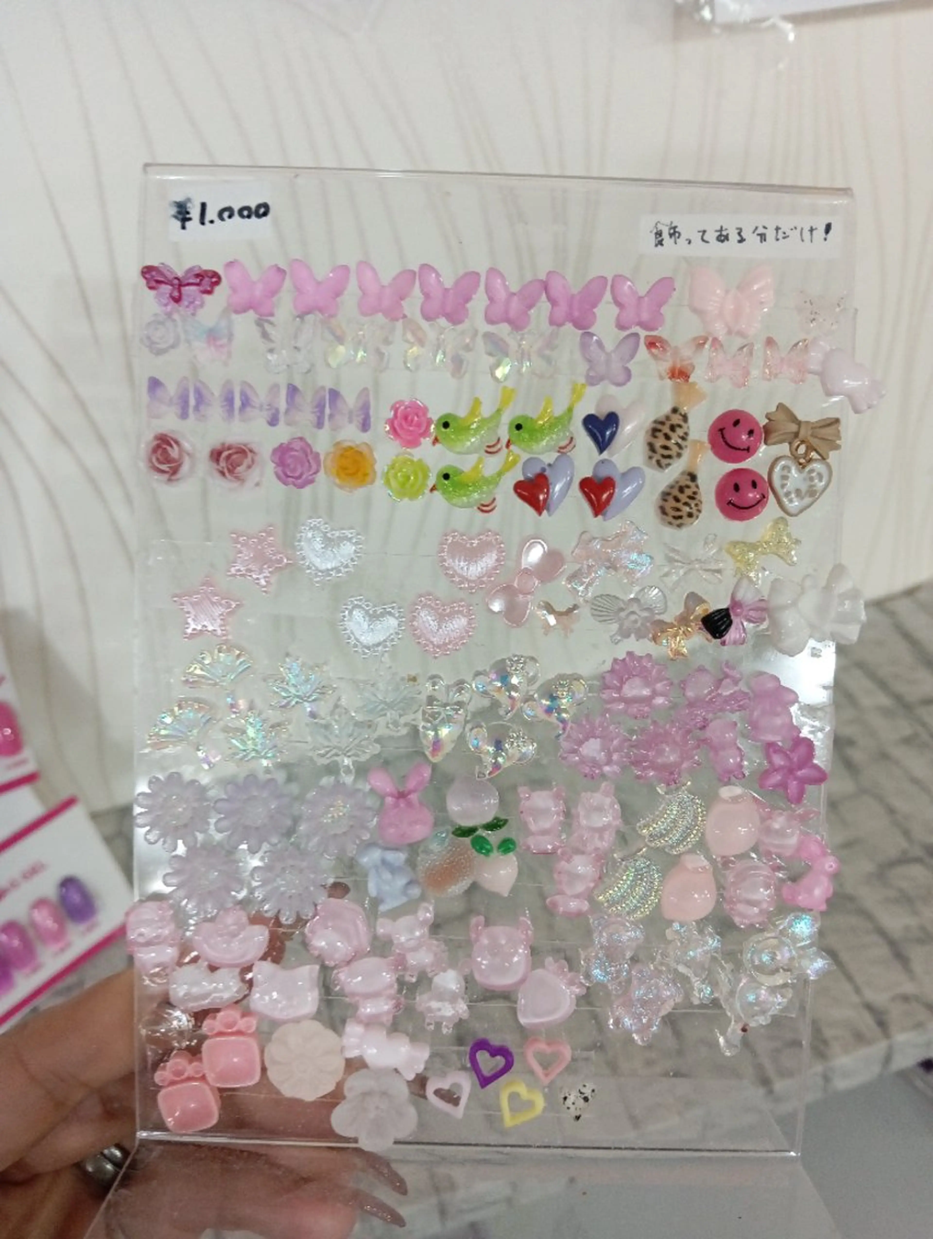 ネイル ハンドネイル VANNAILSALON 本厚木店所属・VANNAIL 本厚木店のネイルデザイン