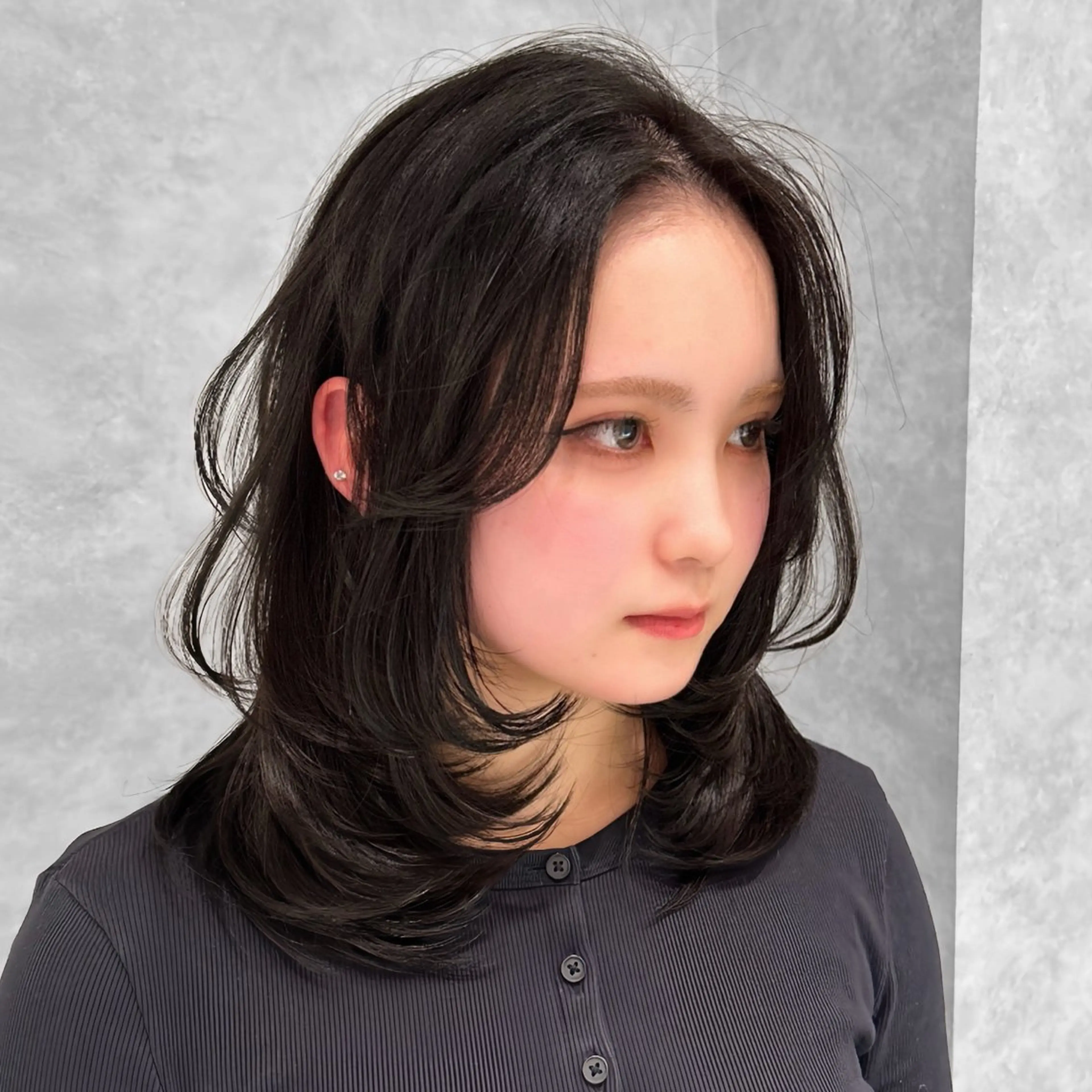 ミディアム カラー レイヤーカット カット ヘアカラー 🥇KEN /レイヤー/艶カラーのヘアスタイル