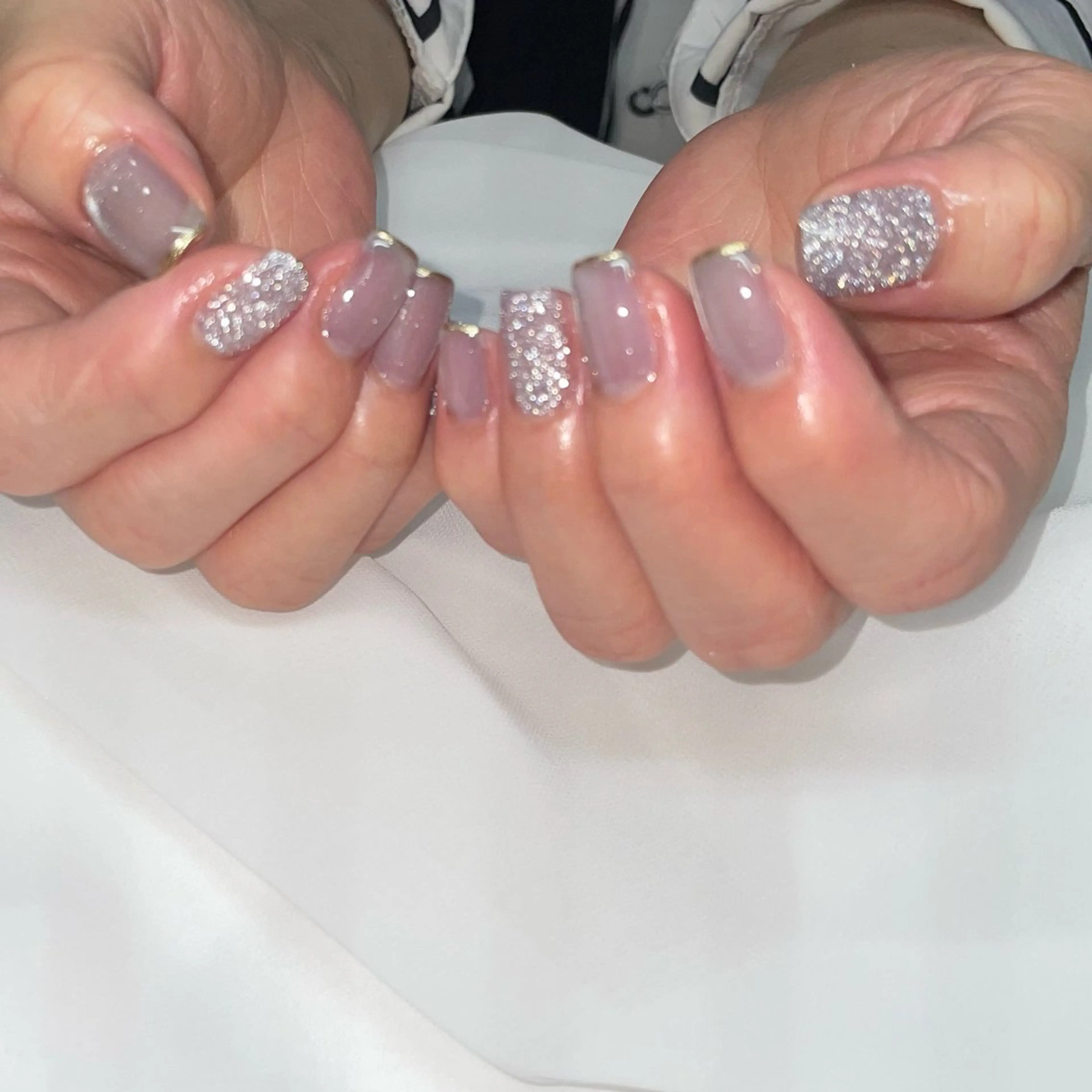 ネイル パラジェルサロン 大人女性が通うサロンのネイルデザイン