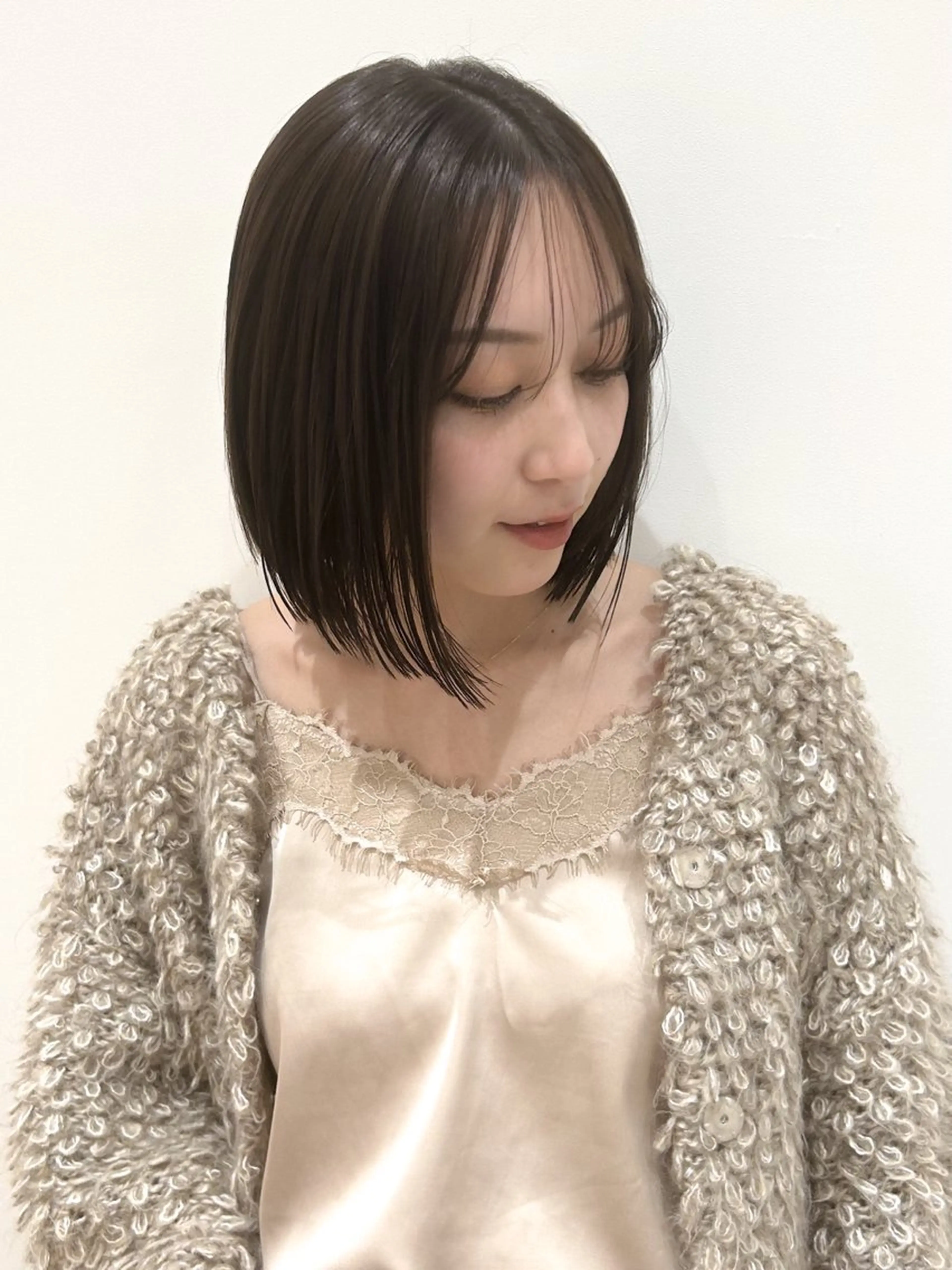 ミディアム 淡路.上新庄/透明感 .艶カラー/野口春貴のヘアスタイル