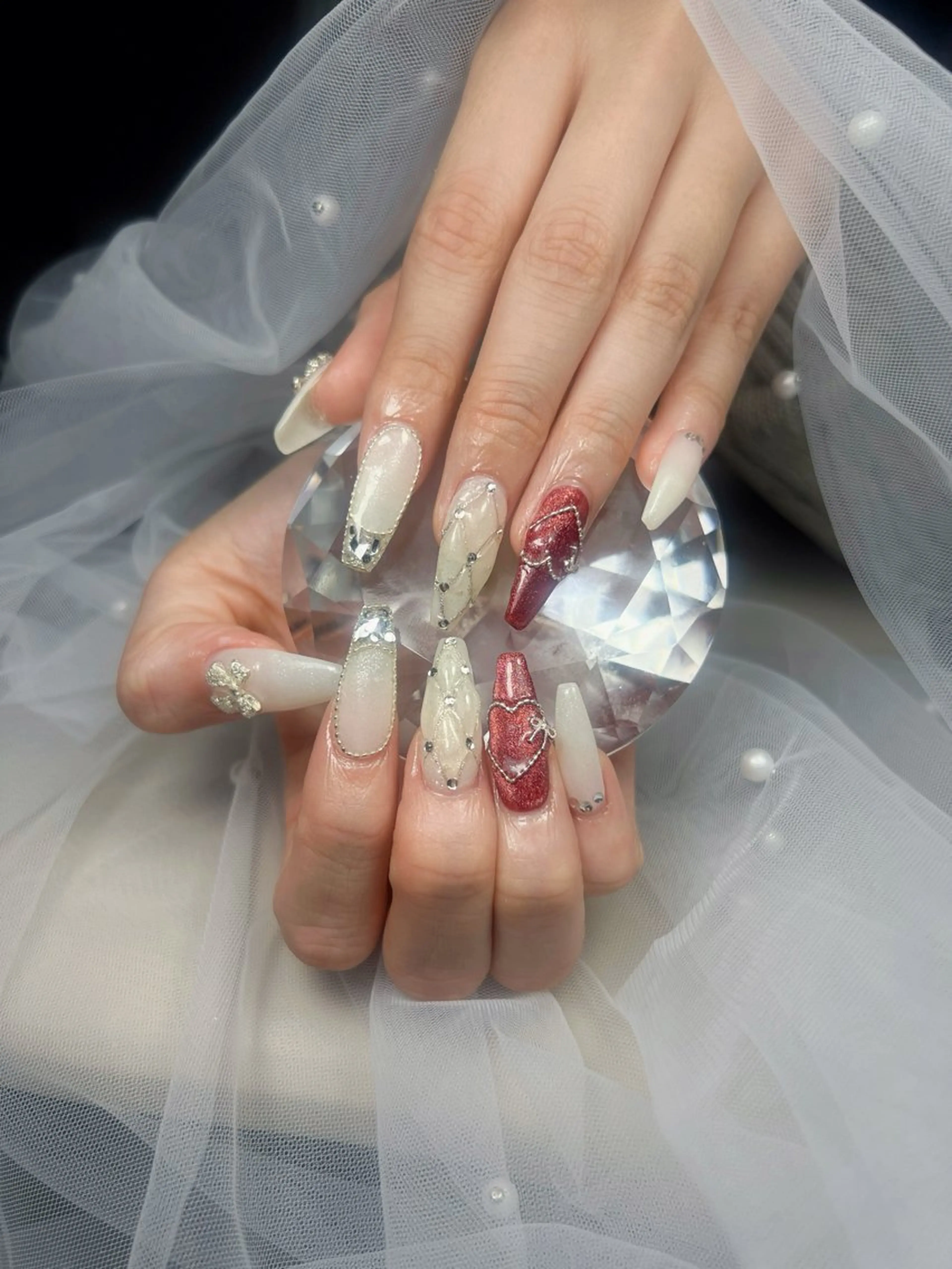 ネイル アートネイル オーロラネイル チークネイル 長さ出し フットネイル ハンドネイル フットネイル ハンドケア Noiranail_ studio川越西口のネイルデザイン