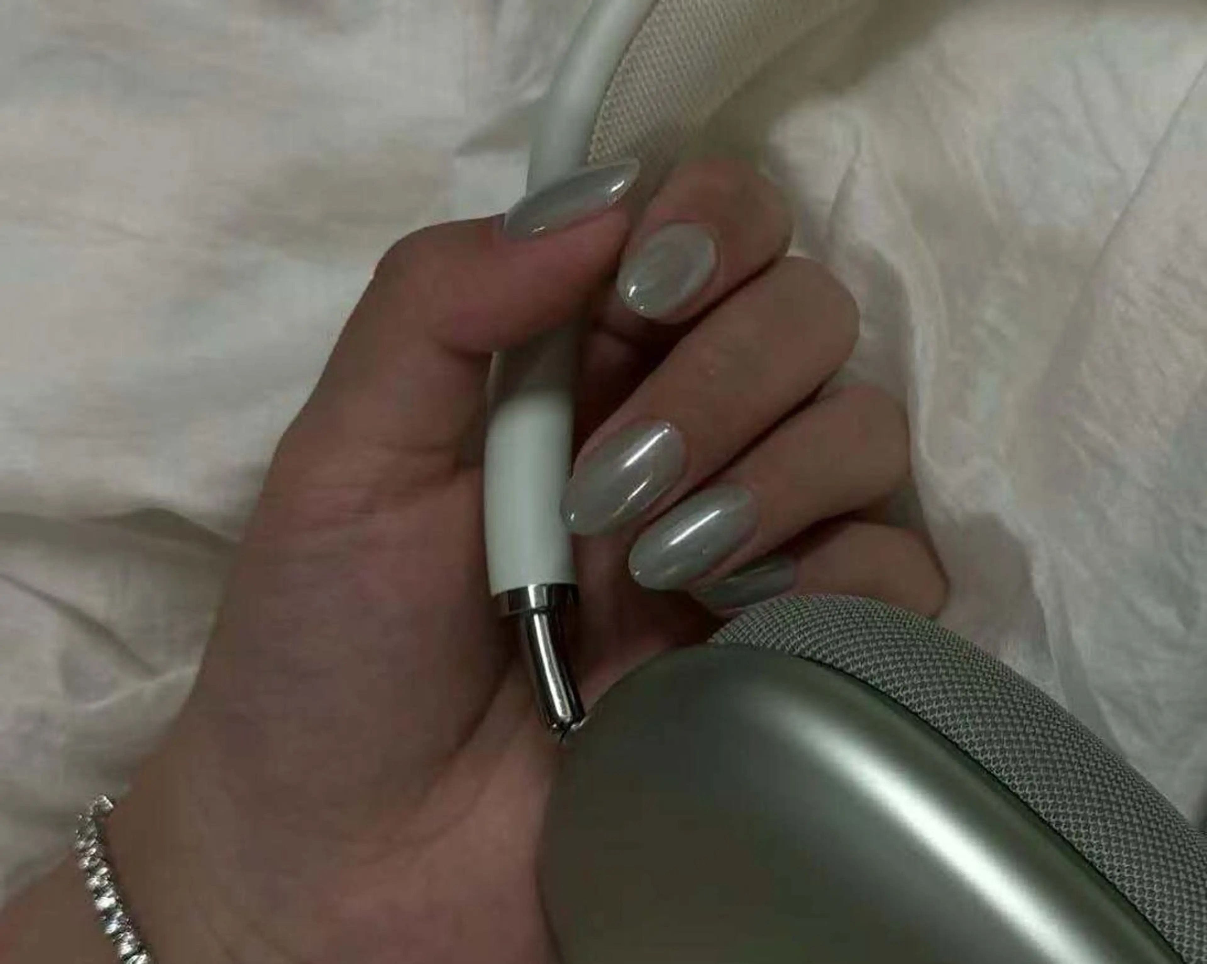 ネイル オーロラネイル フラワーネイル フットネイル フレンチネイル ジェルネイル ハンドネイル BabyYouMi nailのネイルデザイン