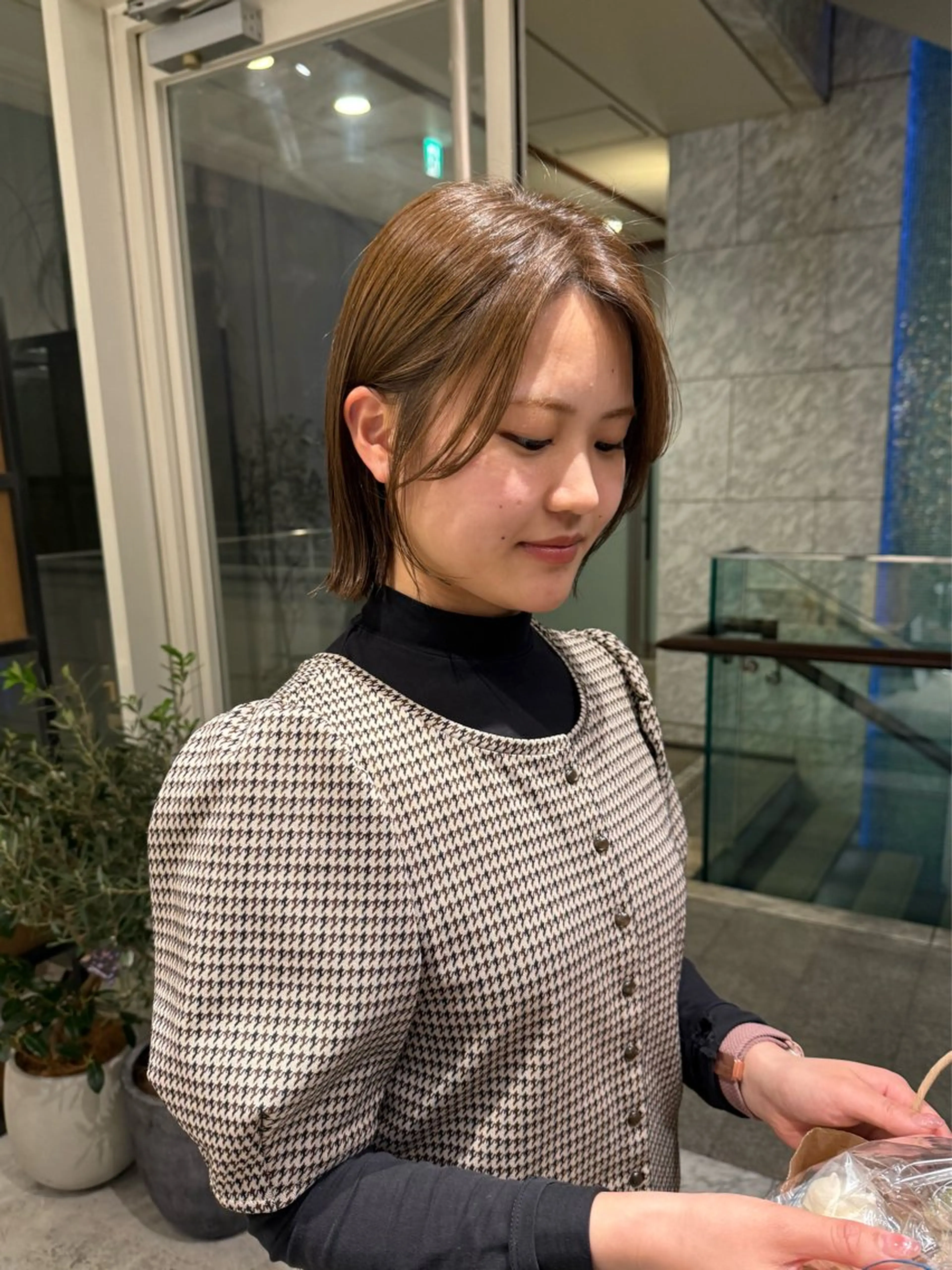 ミディアム SHEA.所属・表参道SHEA Am i／レイヤーカットのヘアスタイル