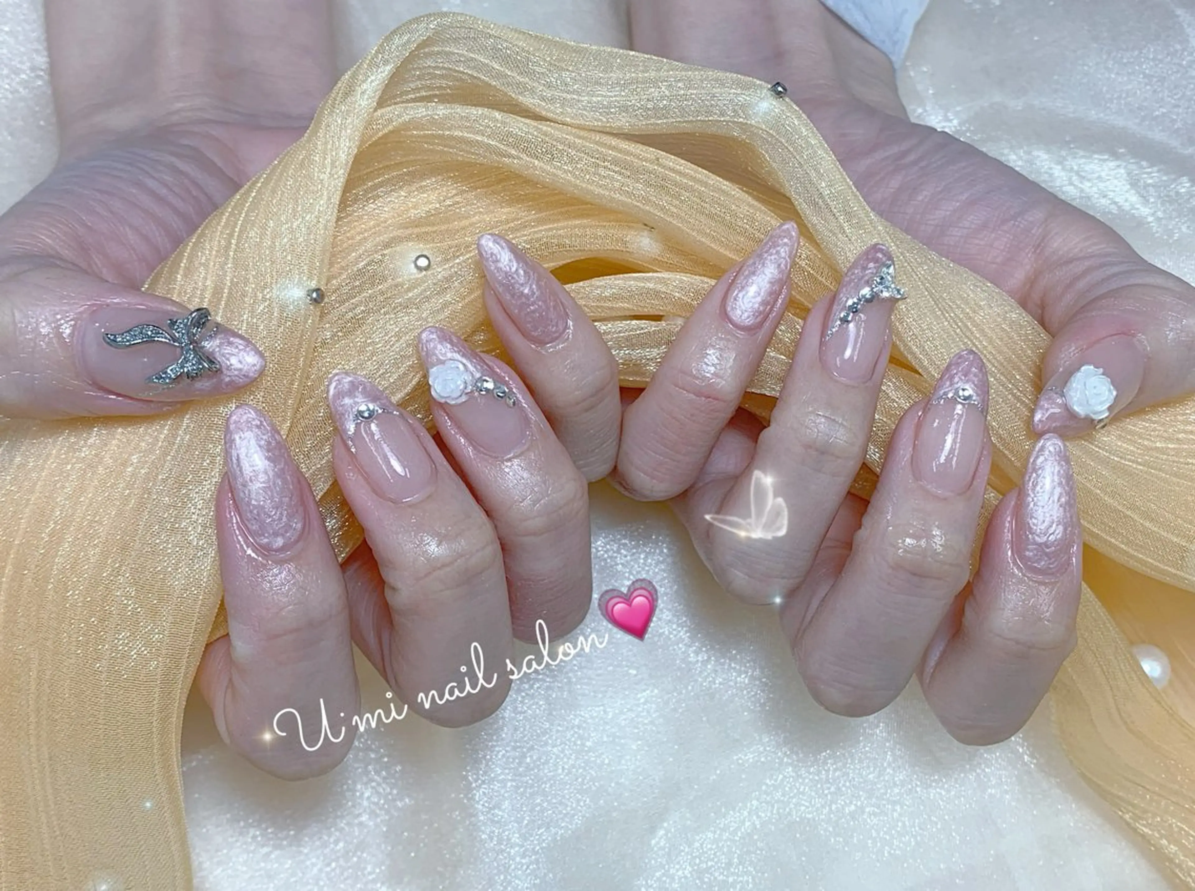 ネイル ハンドネイル U·Mi nail salon所属・U·Mi 上野御徒町容のネイルデザイン