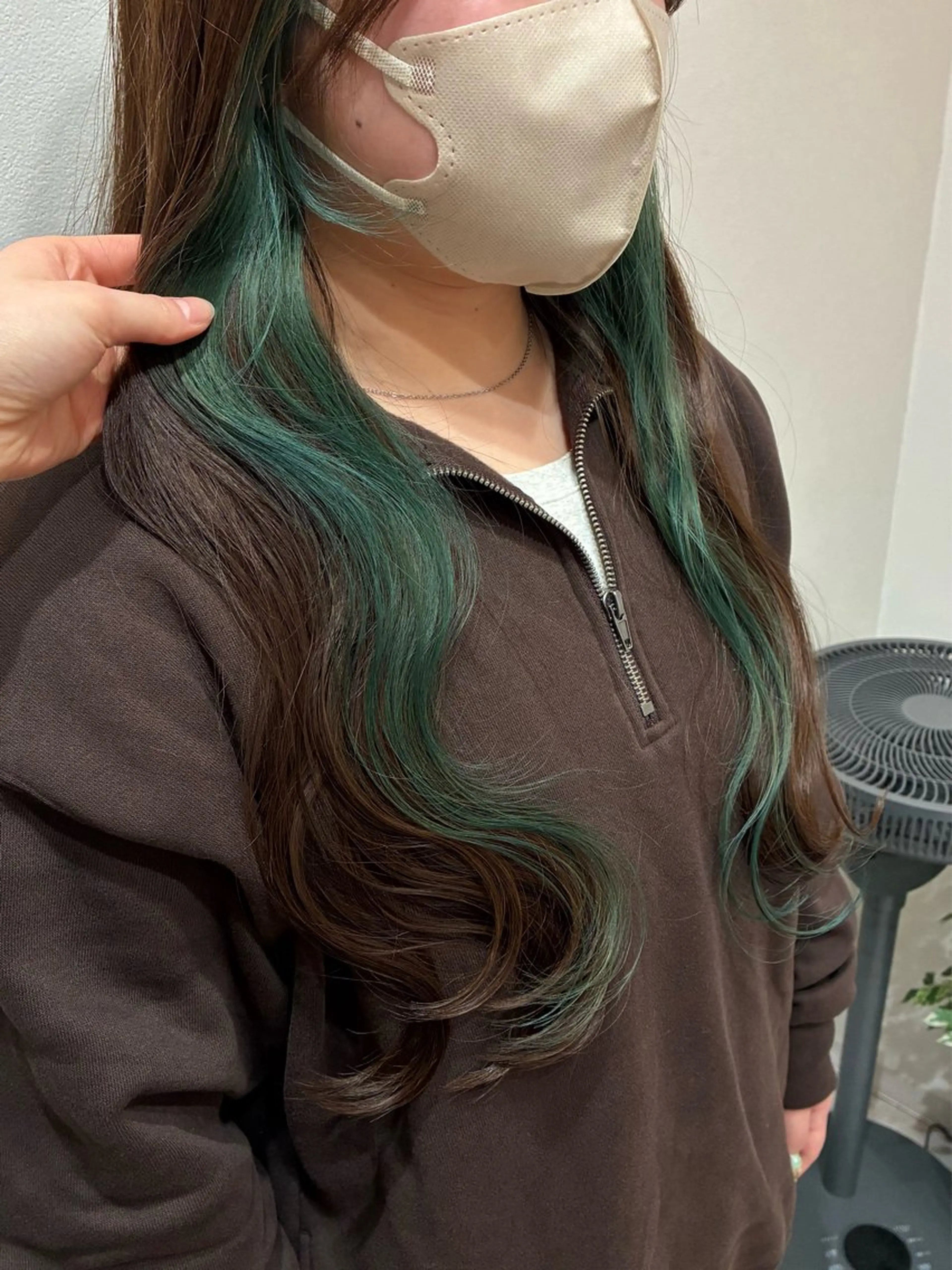 ロング ヘアカラー 柴田真衣 /透明感/ナチュラルのヘアスタイル